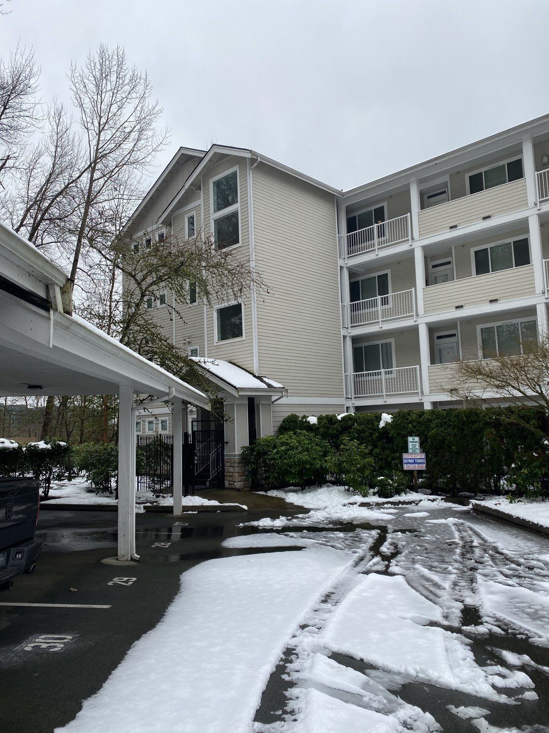 Condo complex on Lake Washington in Newcastle, WA needed a new roof by RoofSmart