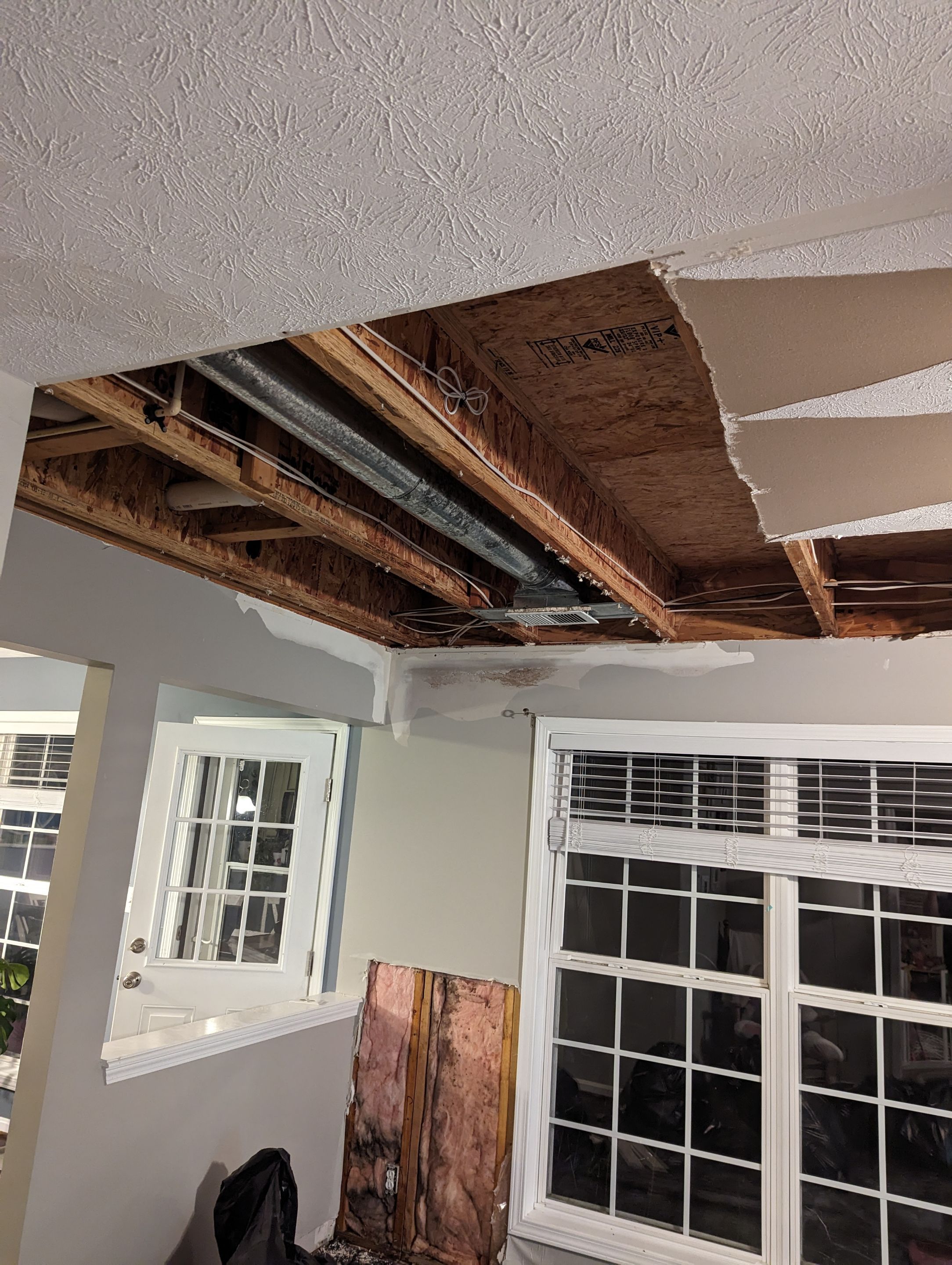 24/7 Emergency Services in Louisville, KY by ANR Restoration