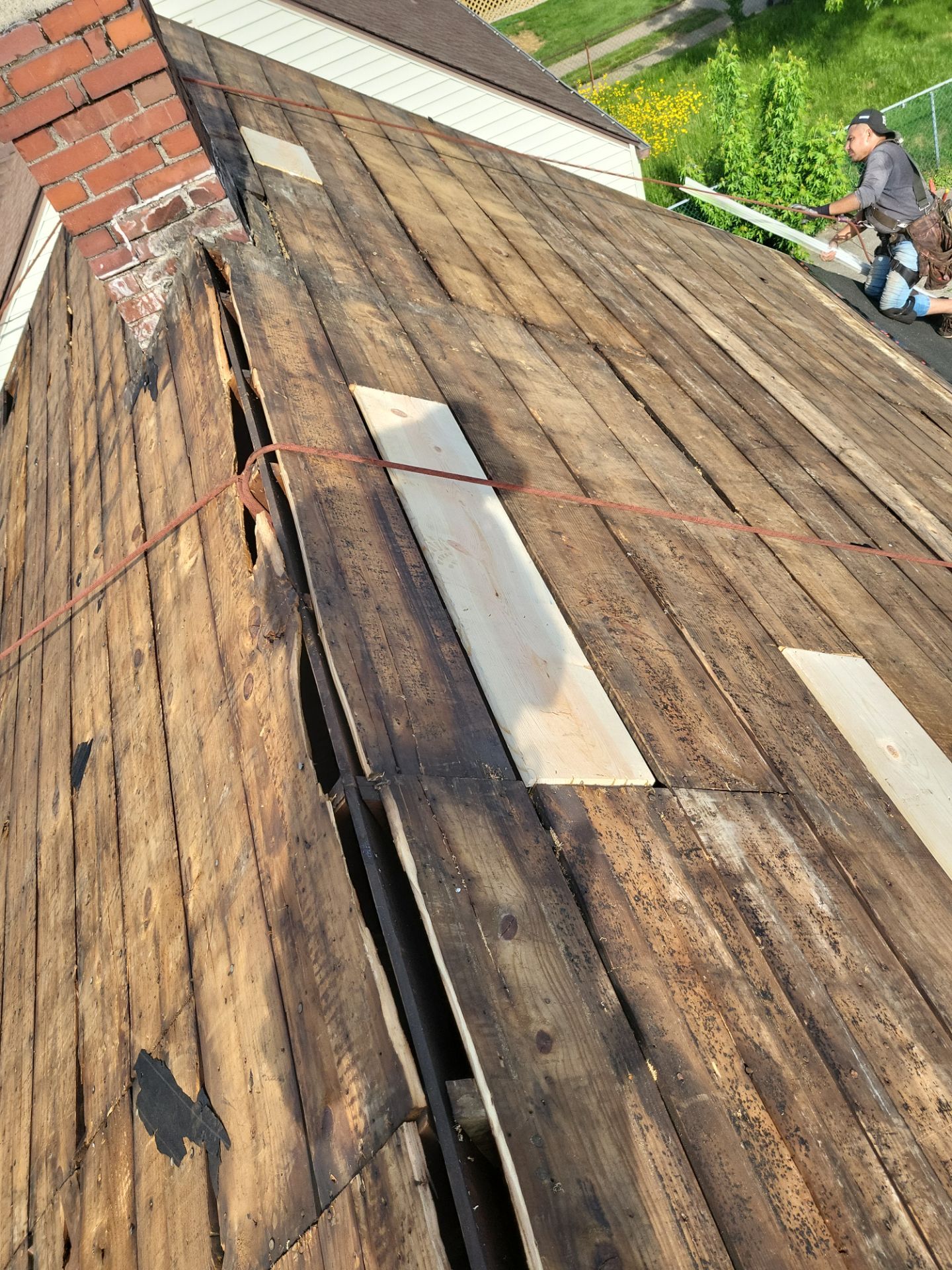 Atlas Pinnacle, Color, Copper Canyon, Drip Edge, Color, White by Eagle Eye Roofing