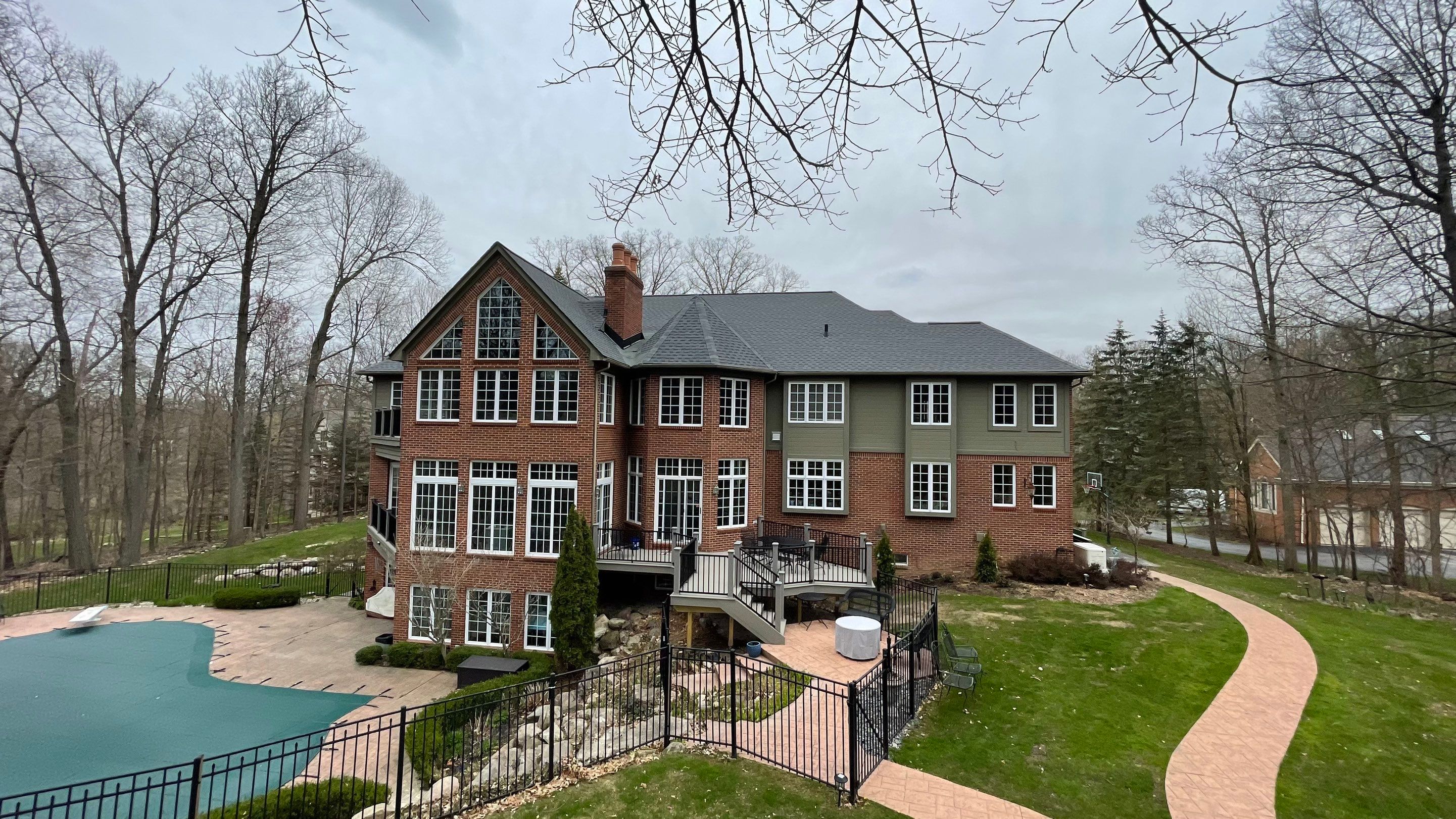 New Roof - Private Residence   by Bloomfield Construction & Restoration