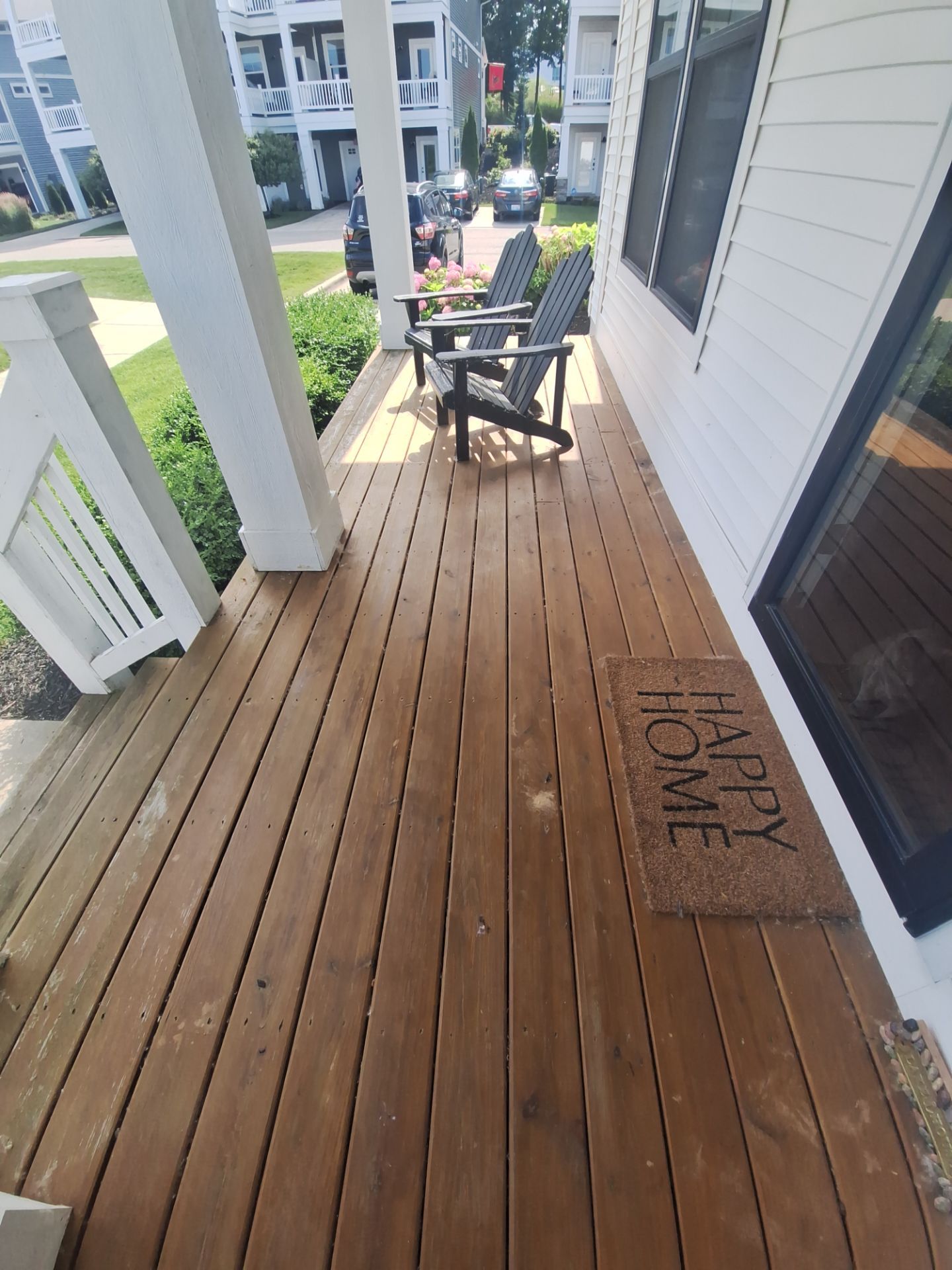 Freshly Stained Deck with Painted Railings by Gordon Painting