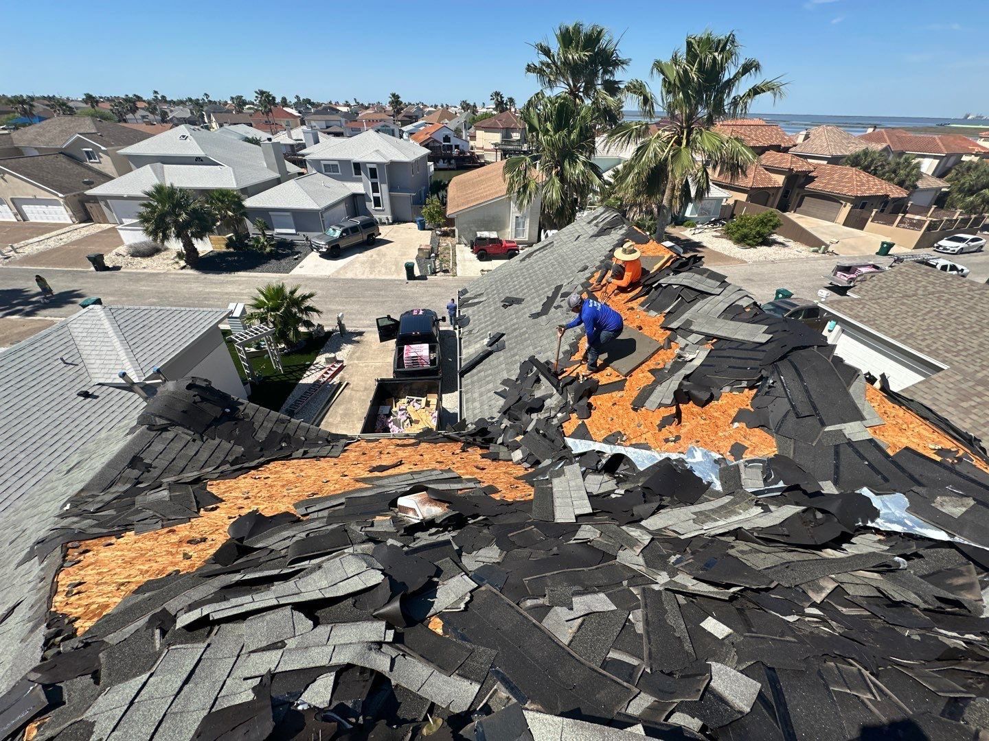 Residential Roofing Installation using Owen's Corning Duration (Lifetime) Shingles by Roof Repair Company