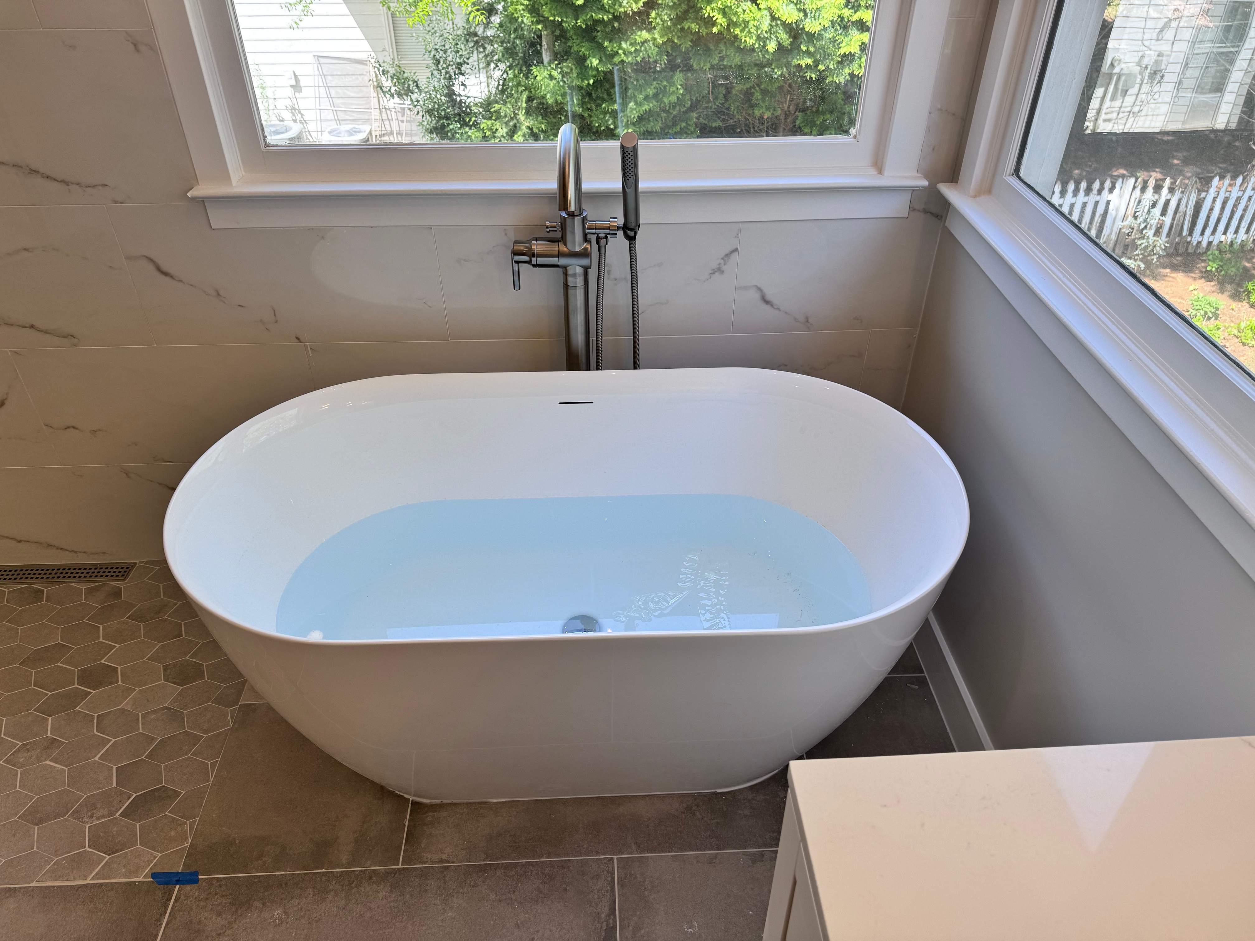 Master bathroom renovation by Prudencio