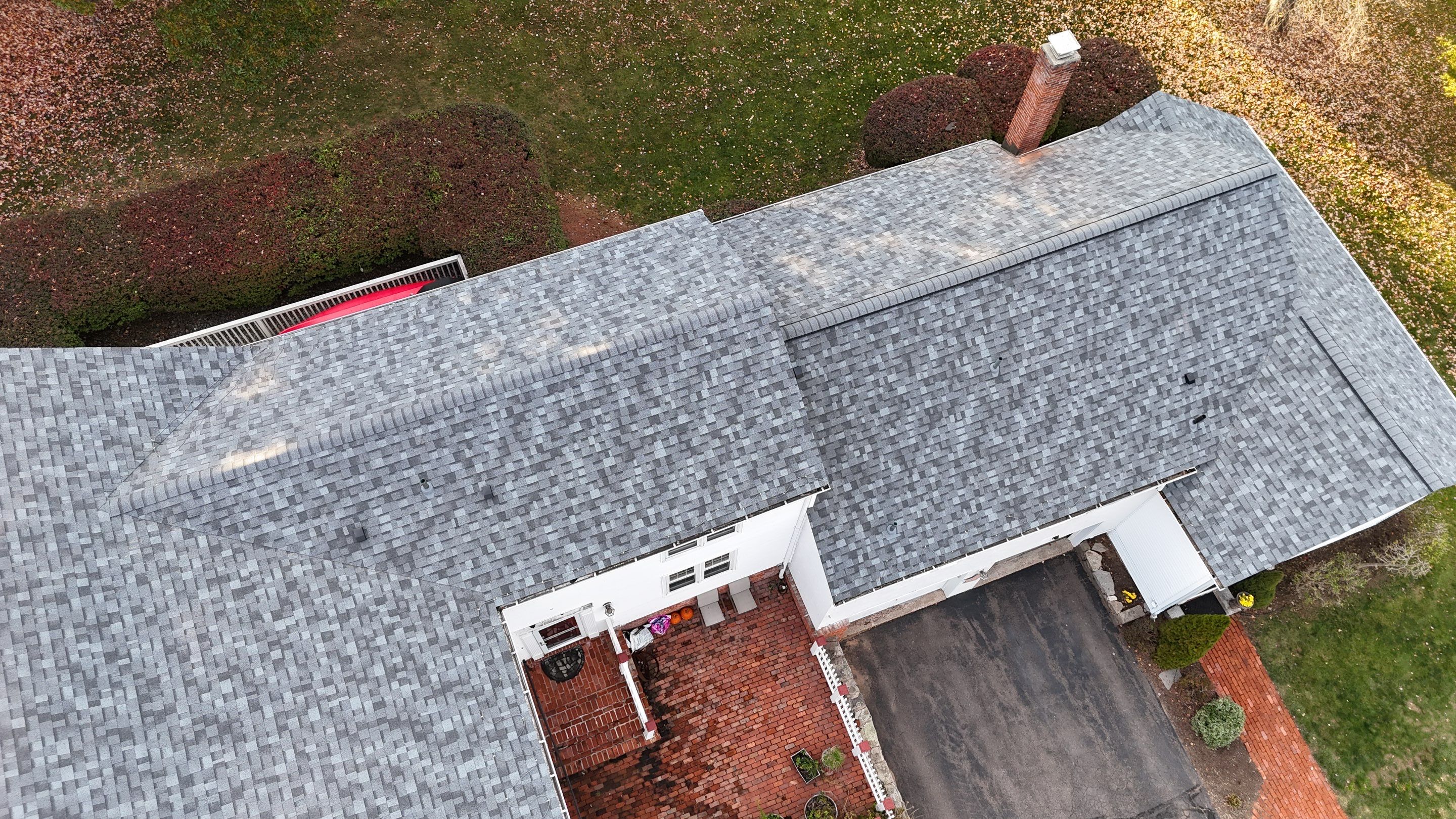 Owens Corning Duration: Slatestone Gray in Glastonbury by Golden Shield Roofing