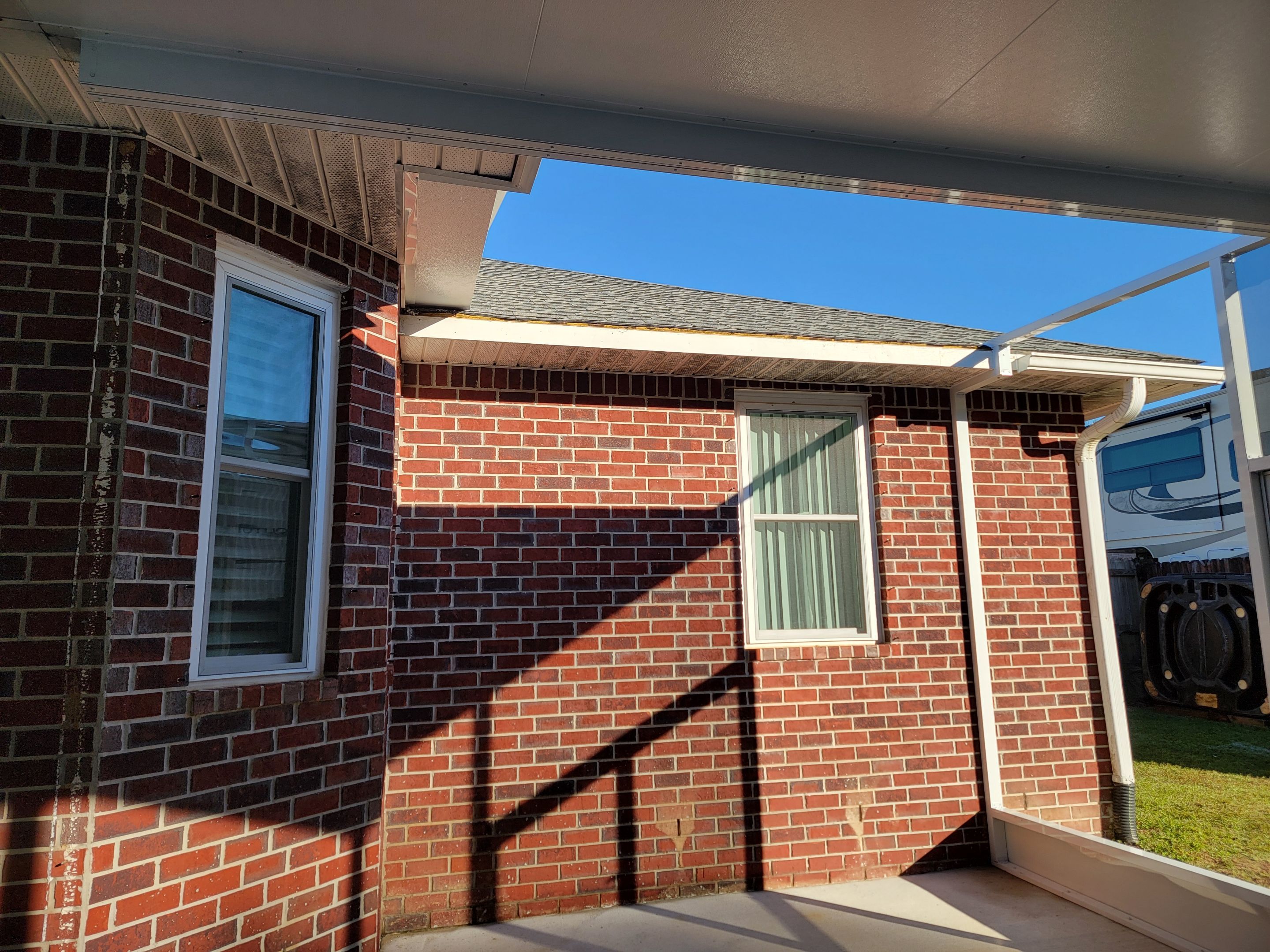 Pensacola Screen Room Using Titan's Colorbeam by Titan Sunrooms
