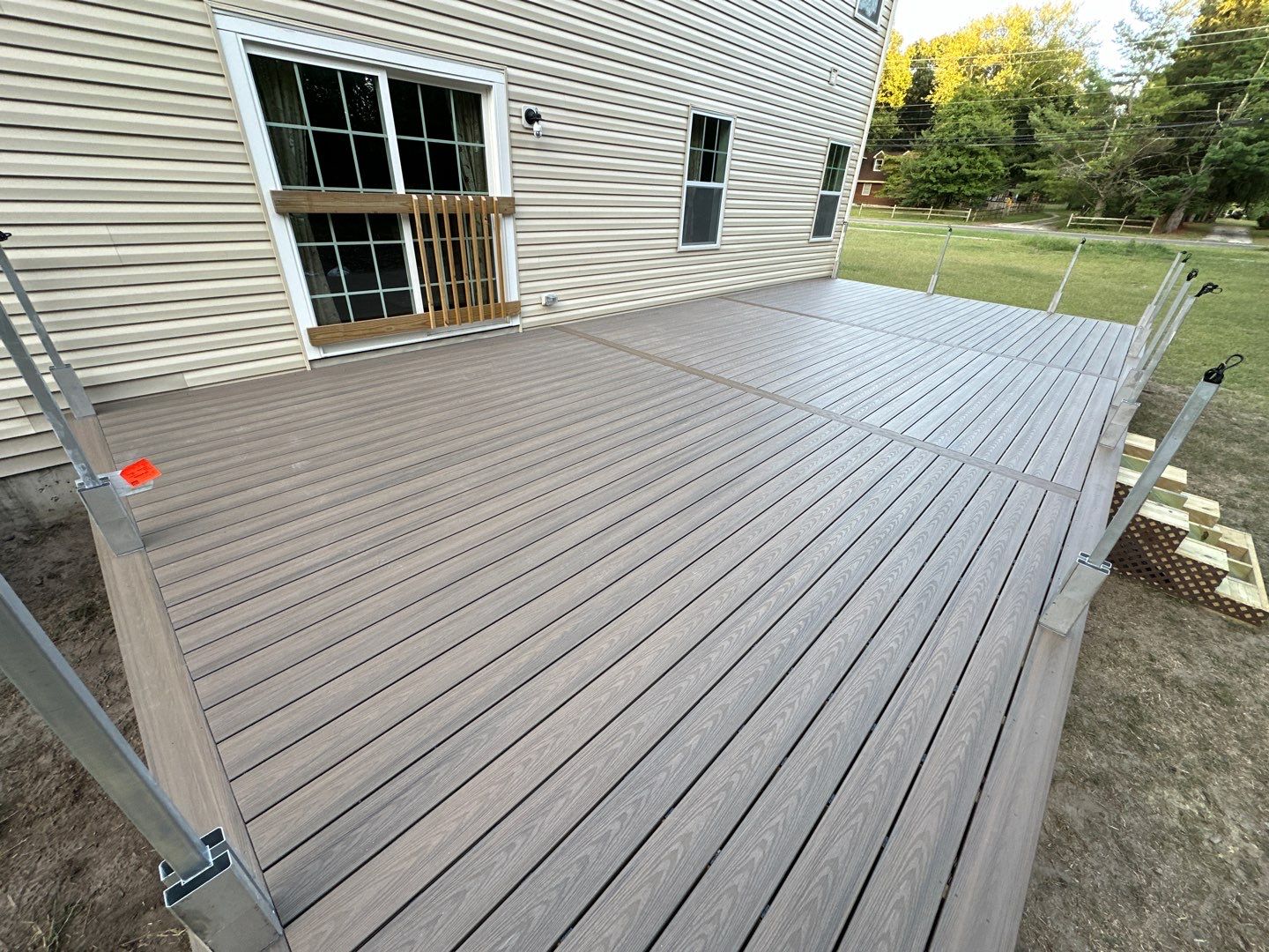 New Deck using Deckorators Venture - Color Sandbar by deck guardian