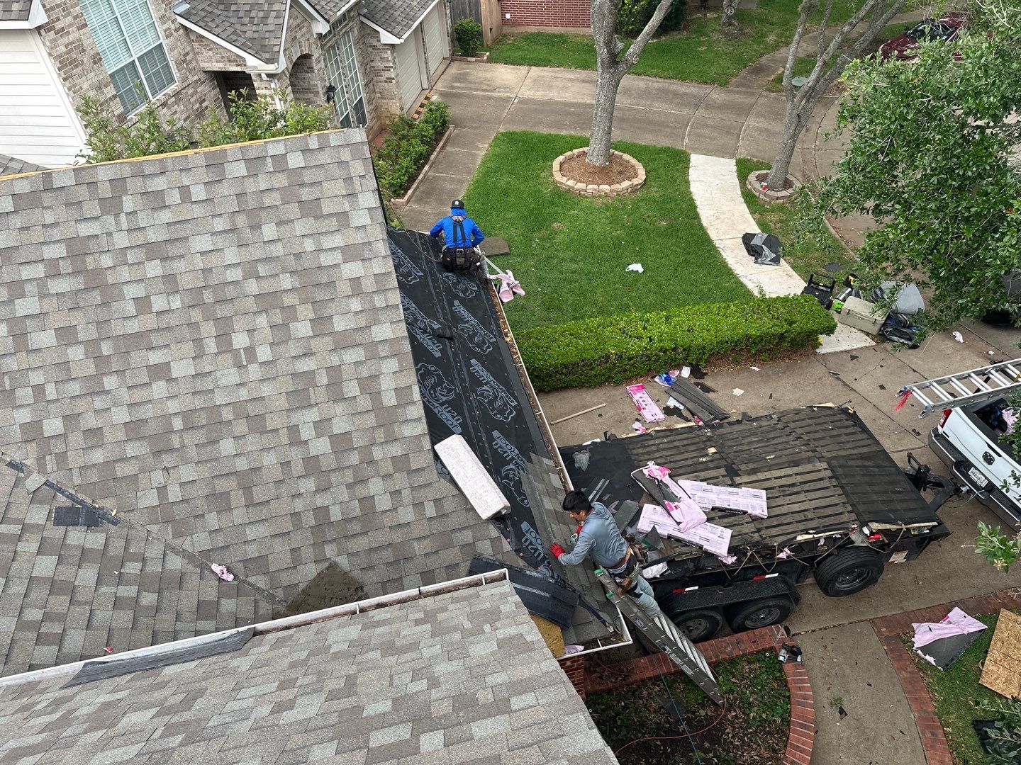 Residential Roofing Installation using Owen's Corning Duration (Lifetime) Shingles by Roof Repair Company