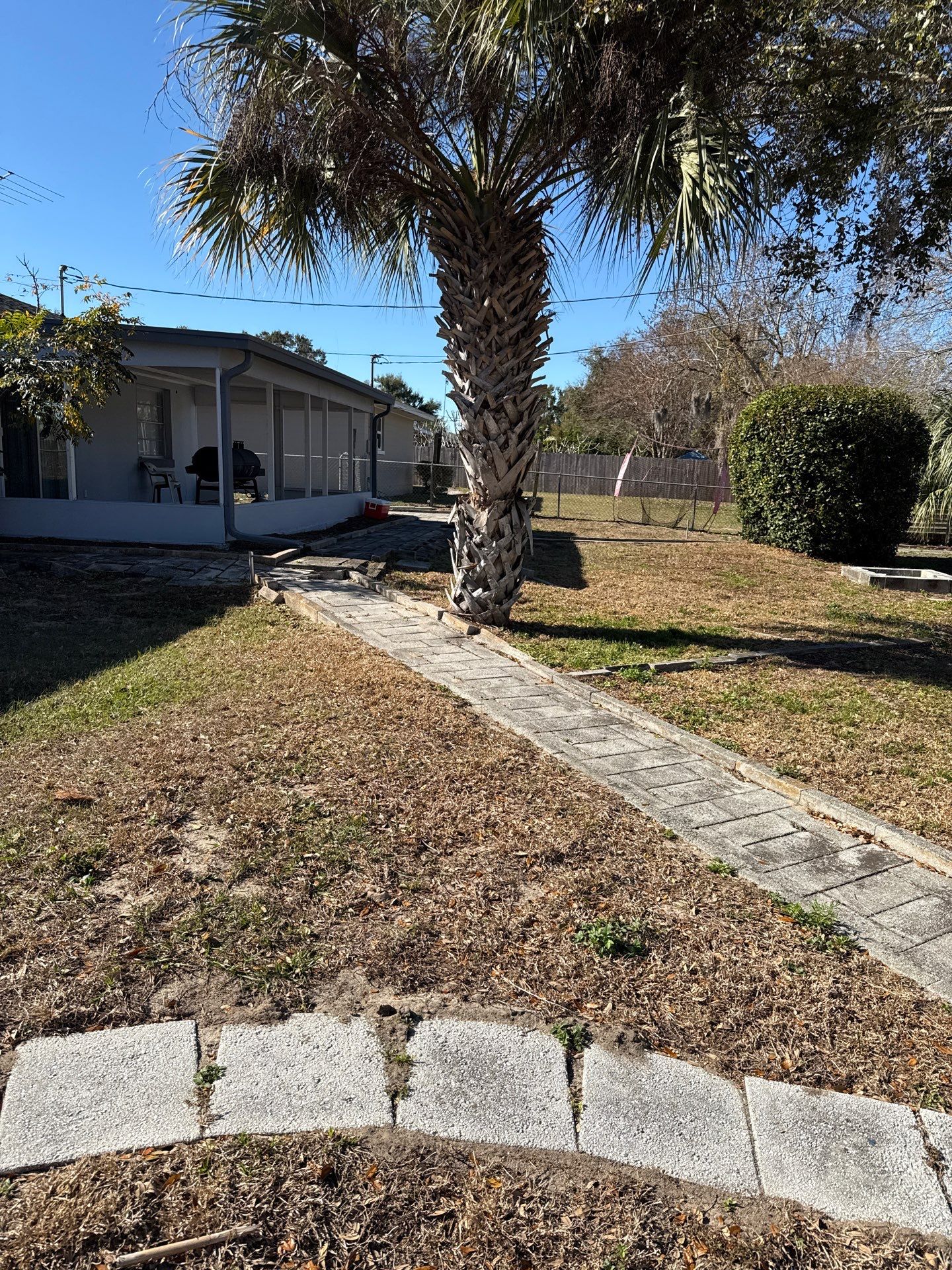 Downspout Installation using Downspout Extension and new Gutters in Winter Haven FL by Gutter Professors