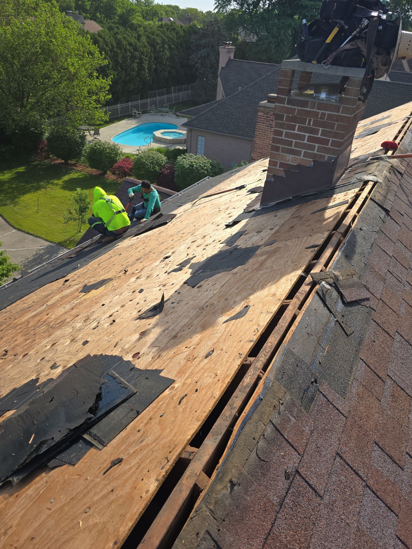 Oak Brook Architectural Shingle Roof Replacement and Velux Skylight Upgrade by Roof One