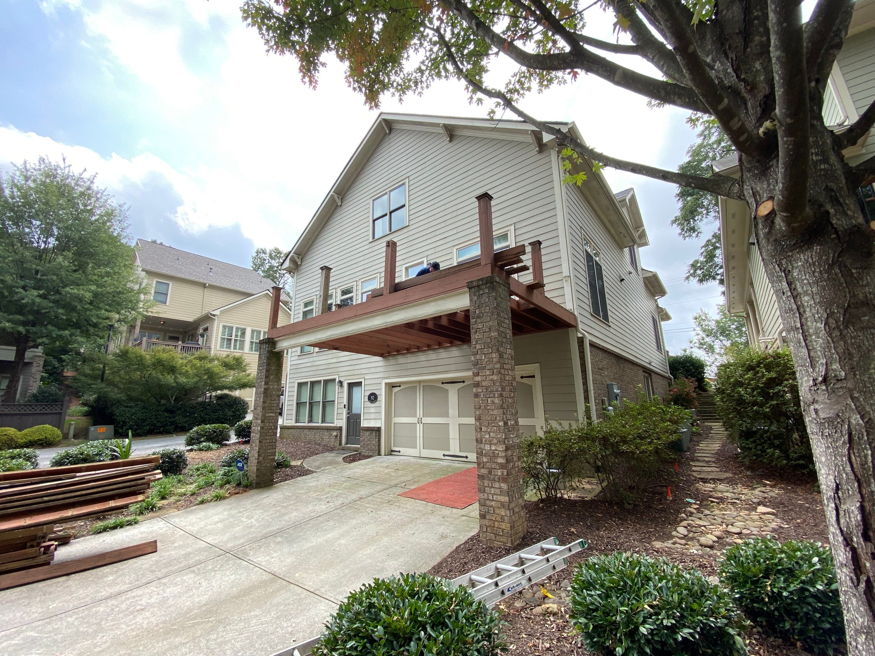 Elevated Deck Renovation and Privacy Screen Installation in Norcross by Swift Home Renovations