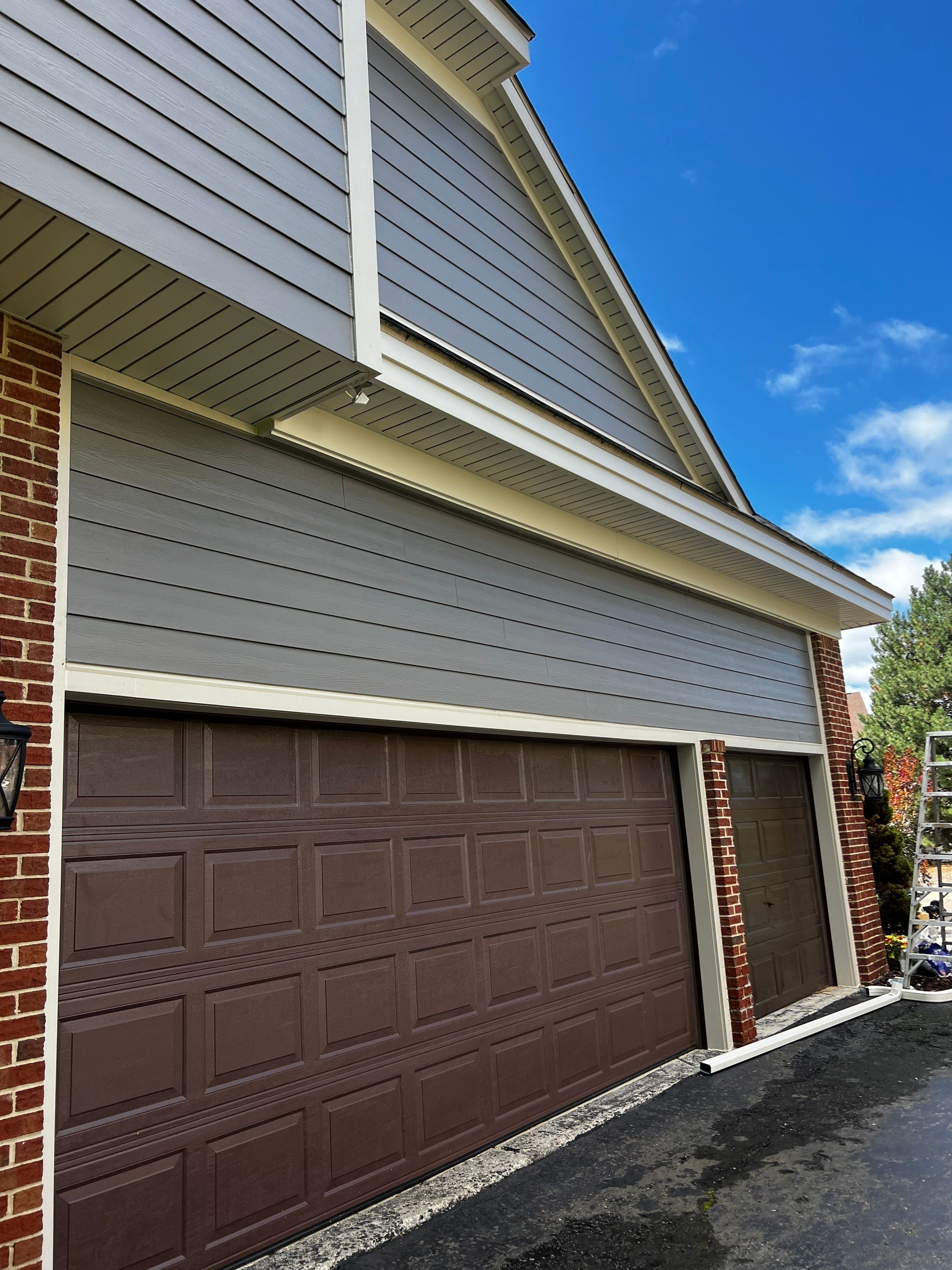 Siding Installation using James Hardie by Bloomfield Construction & Restoration