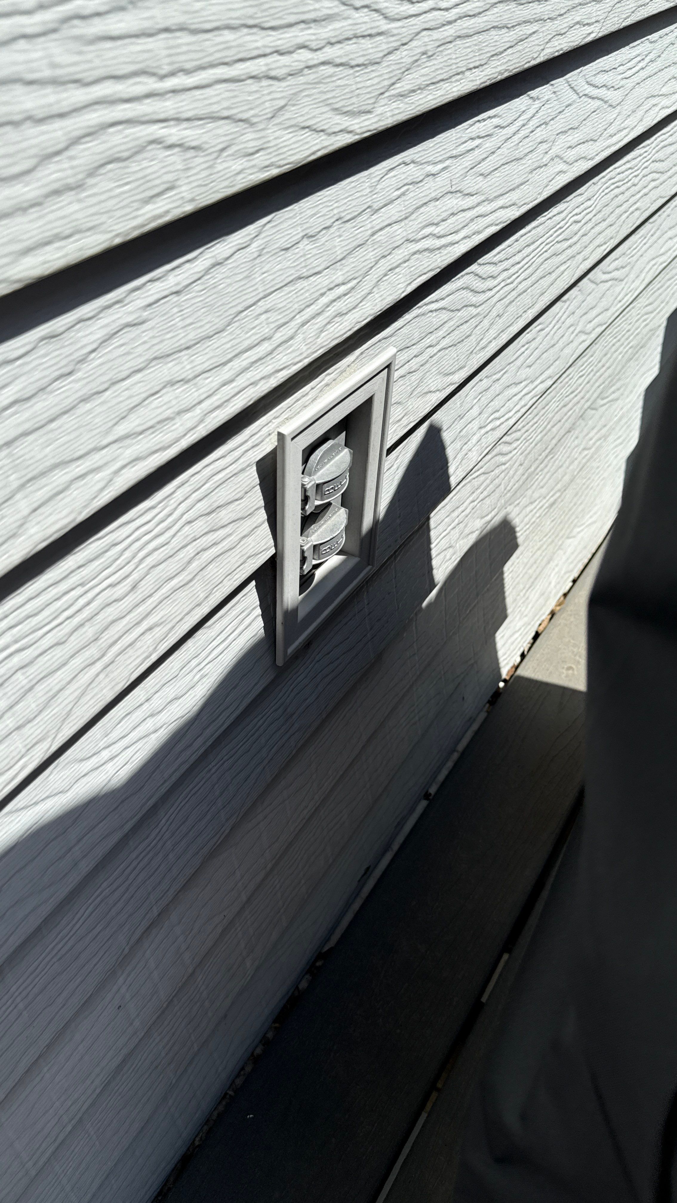 Siding and window replacement by United Windows and Siding LLC