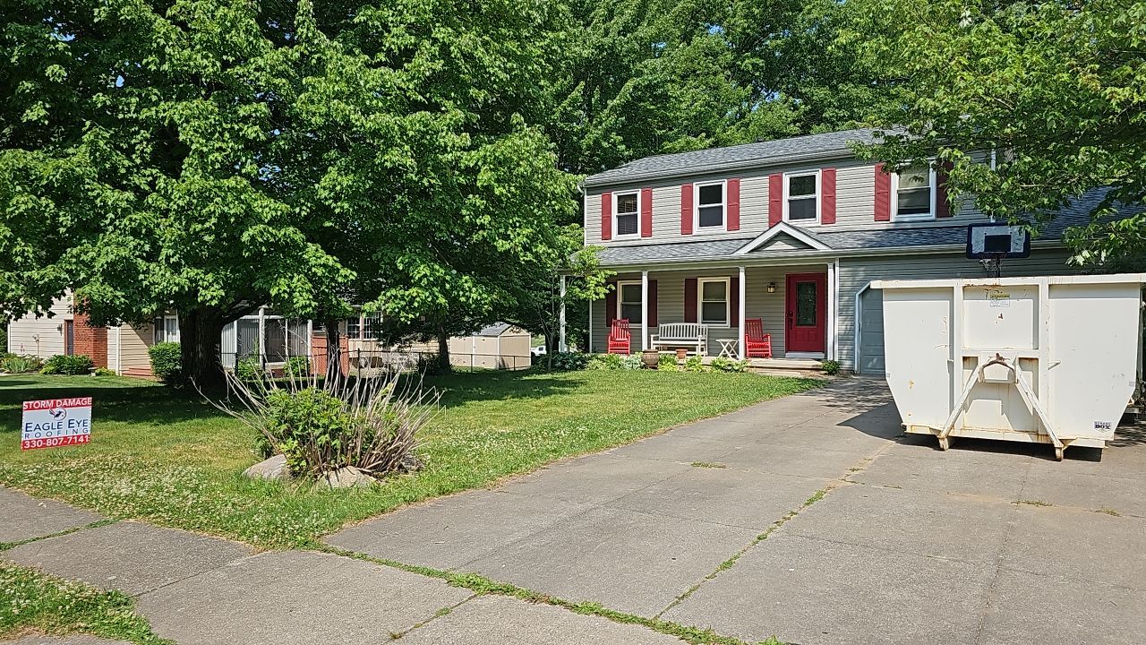 ATLAS PINNACLE HP W/SCOTCHGARD COLOR: HEARTHSTONE  by Eagle Eye Roofing