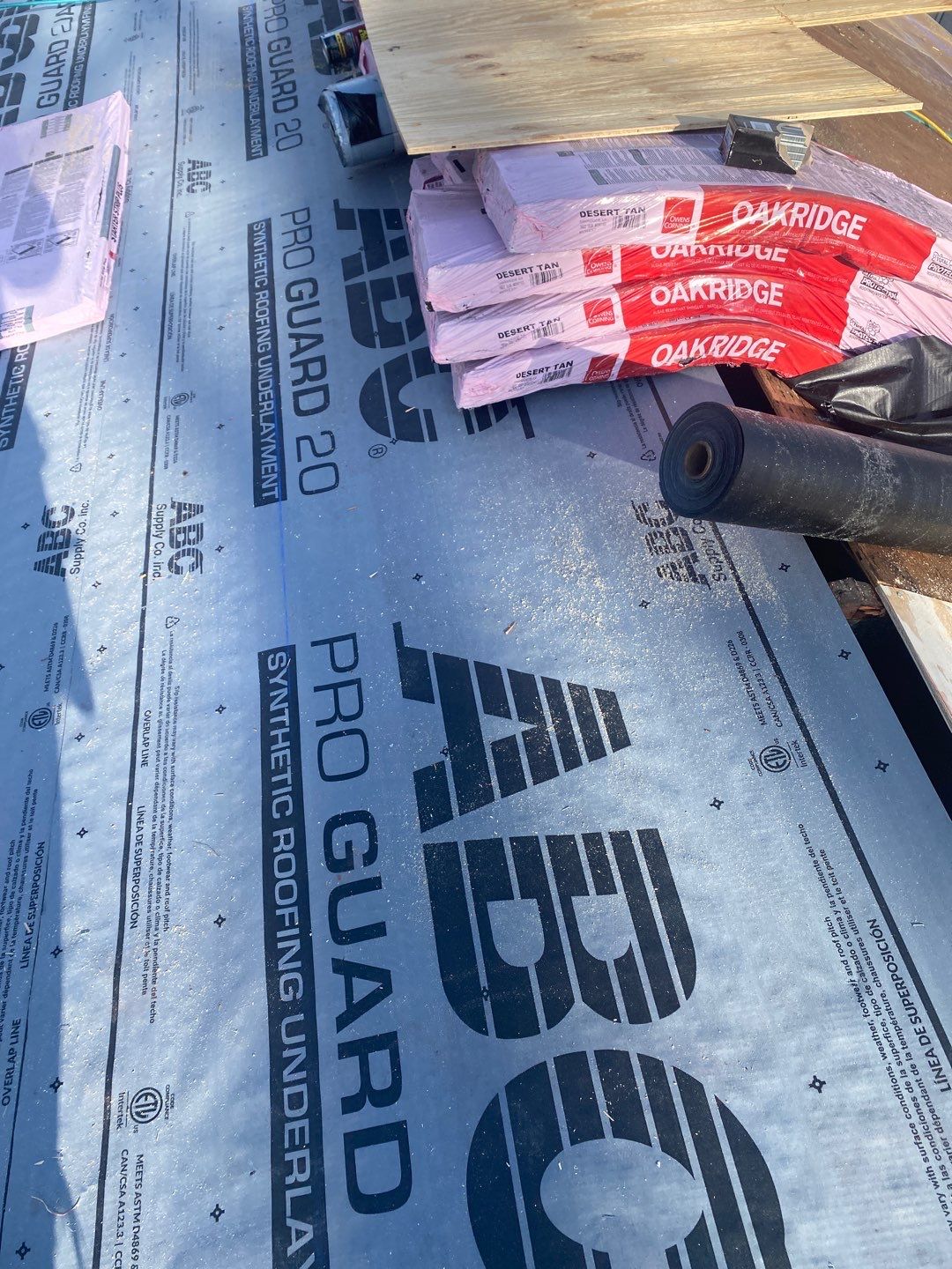 Residential Roofing Installation using Owens Corning Oakridge, Desert Tan by Absolute Roofing and Construction
