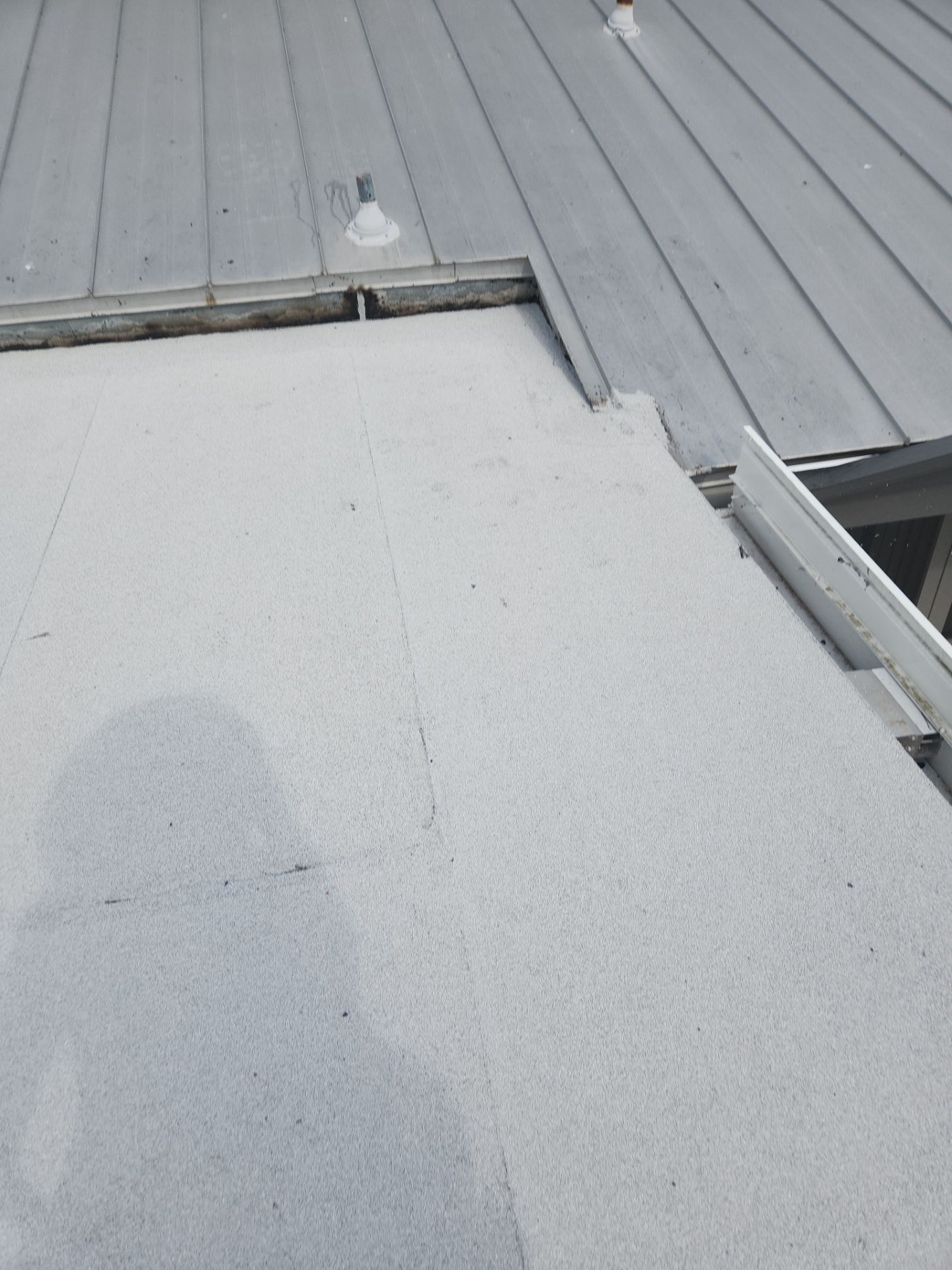 Flat Roof Replacement and Fascia Repair in Margate by Aastro Roofing