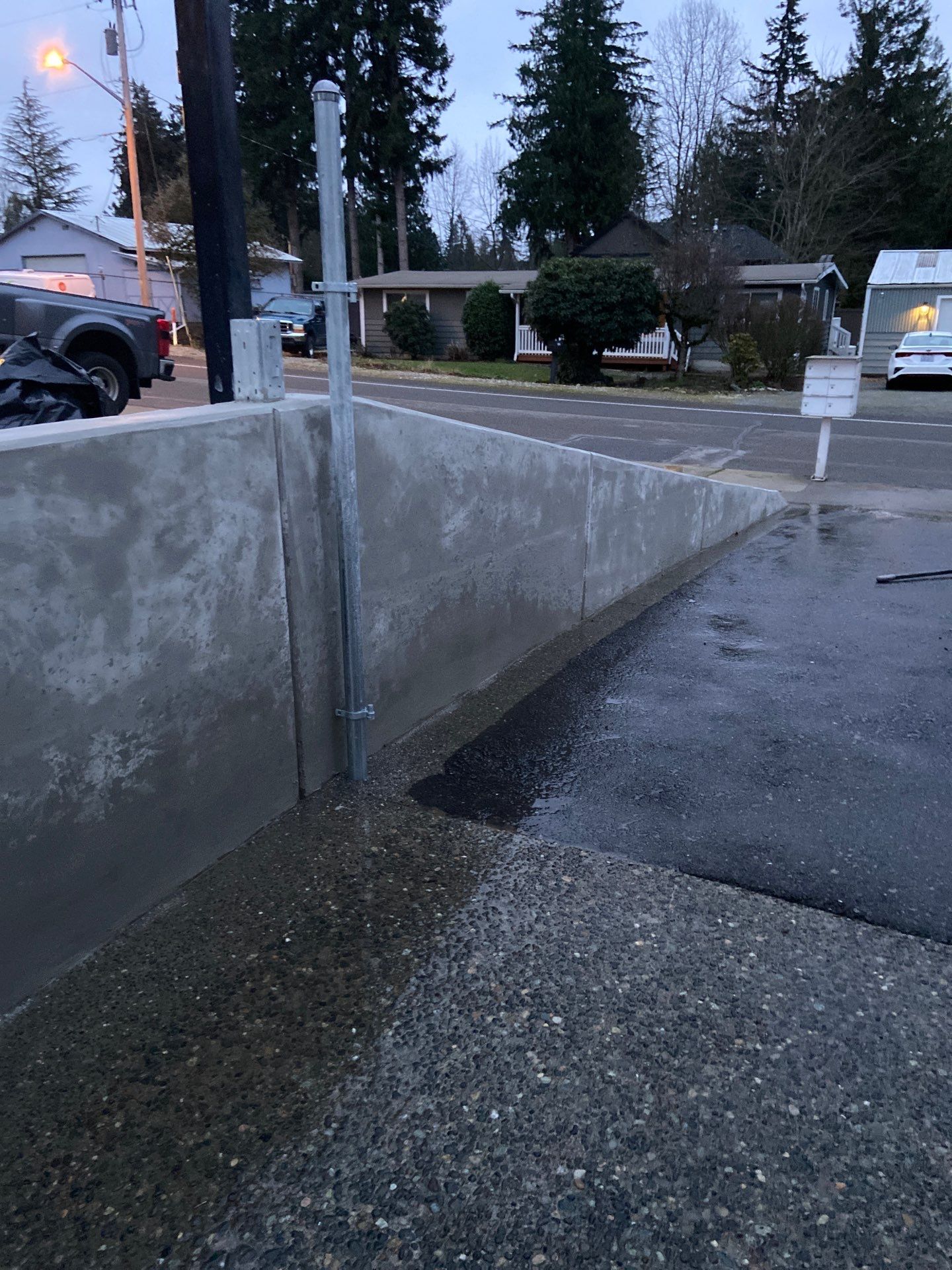 Concrete Retaining Wall | Maple Valley  by Jireh Asphalt & Concrete Inc 