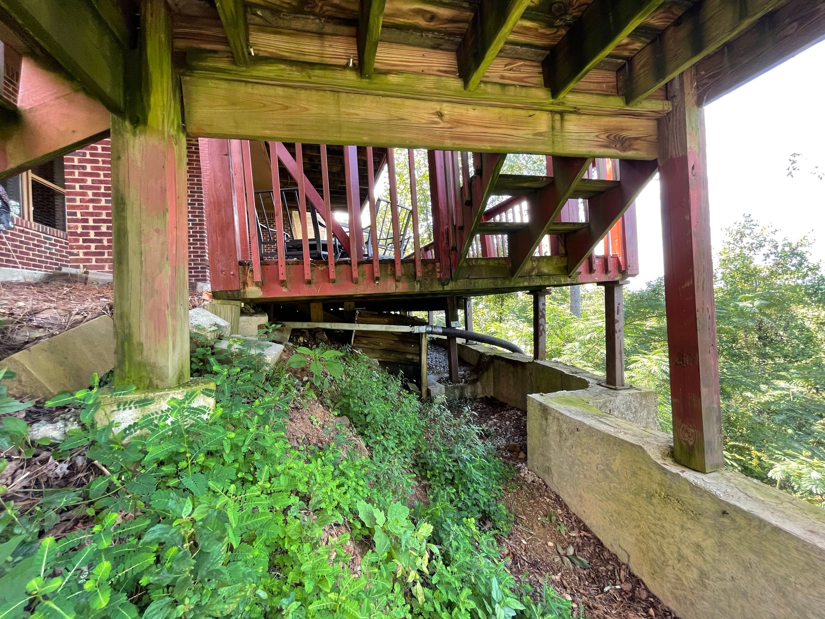 Shades Crest - Deck by Pillar and Pine