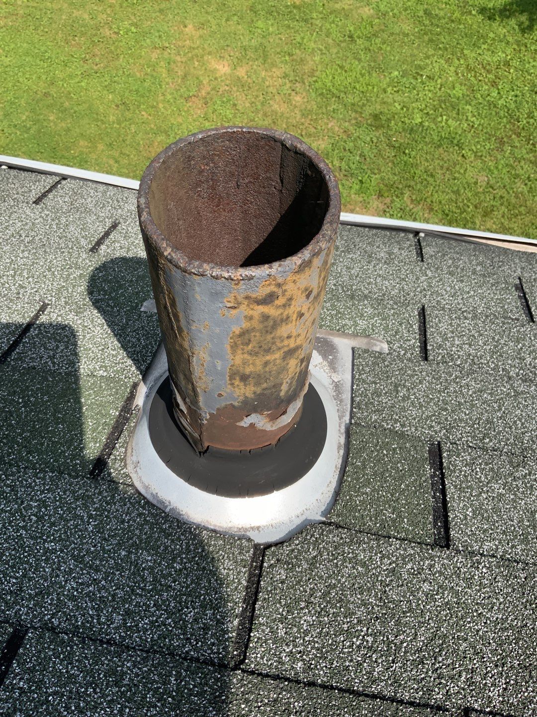 Brand: Atlas Pinnacle Color: Pristine Scotchgard Pewter Drip: White by Eagle Eye Roofing