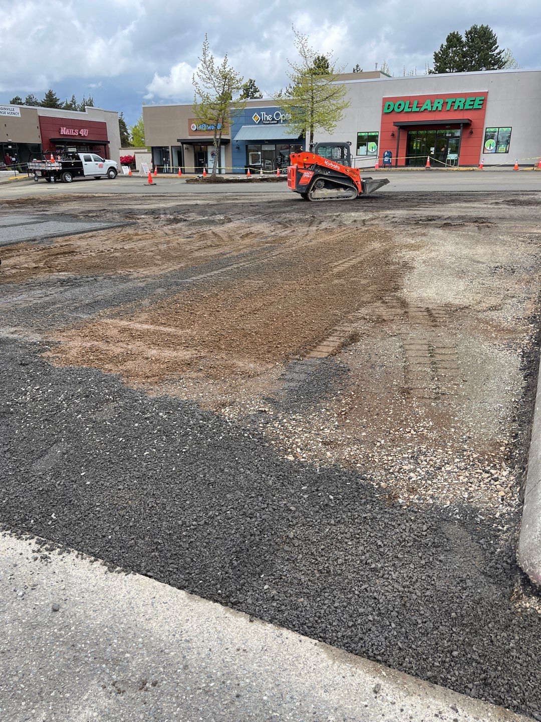 Colliers - Woodinville New Asphalt Parking Lot by Jireh Asphalt & Concrete Inc 