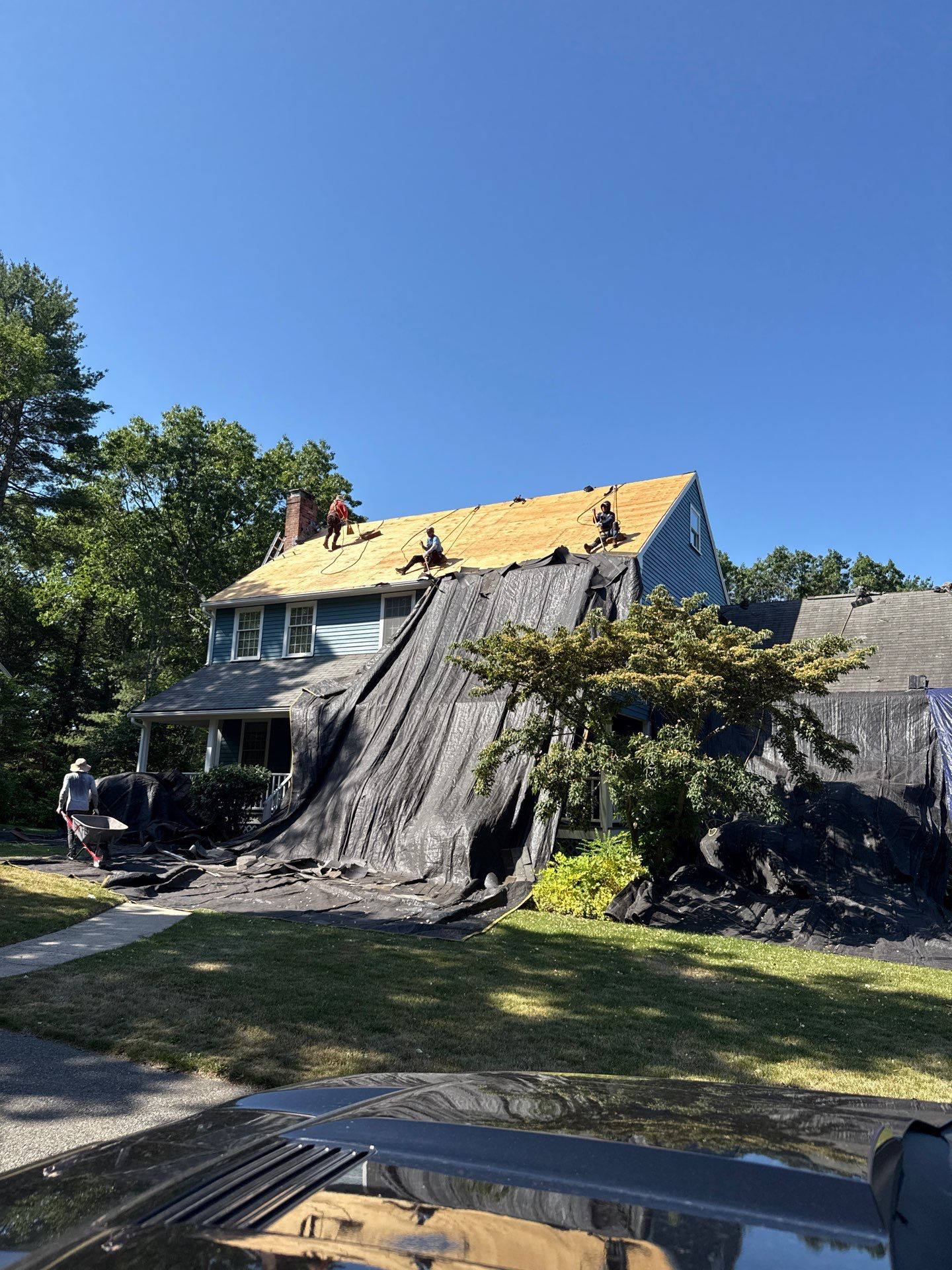 Roof & Skylight Replacement in Beverly, MA by Mighty Dog Roofing of Greater Middlesex County