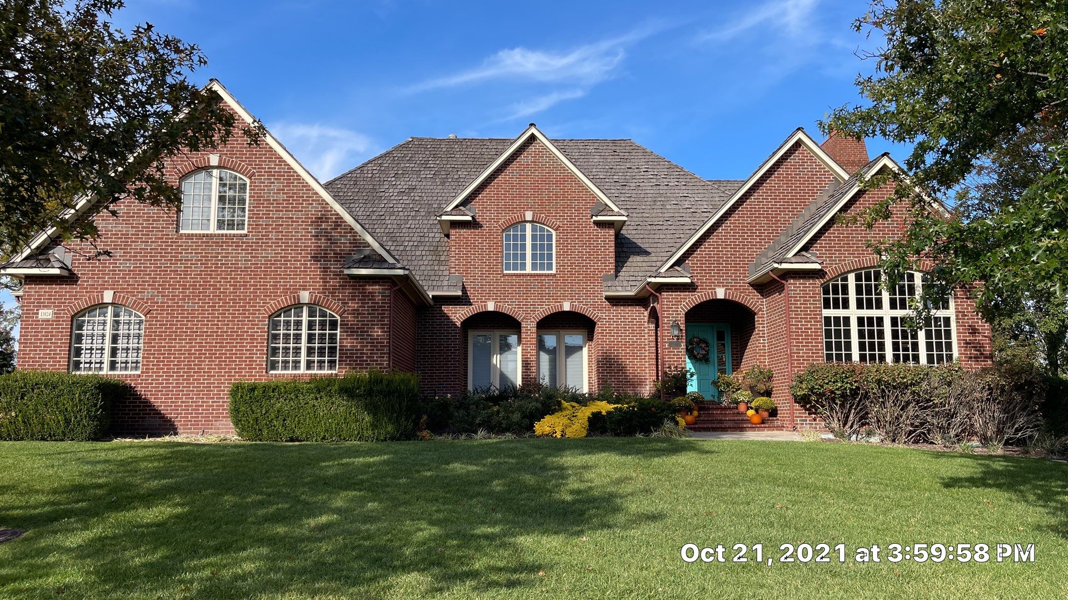 Residential Roofing Installation using DaVinci Bellaforte Slate in Slate Black by Eaton Roofing 