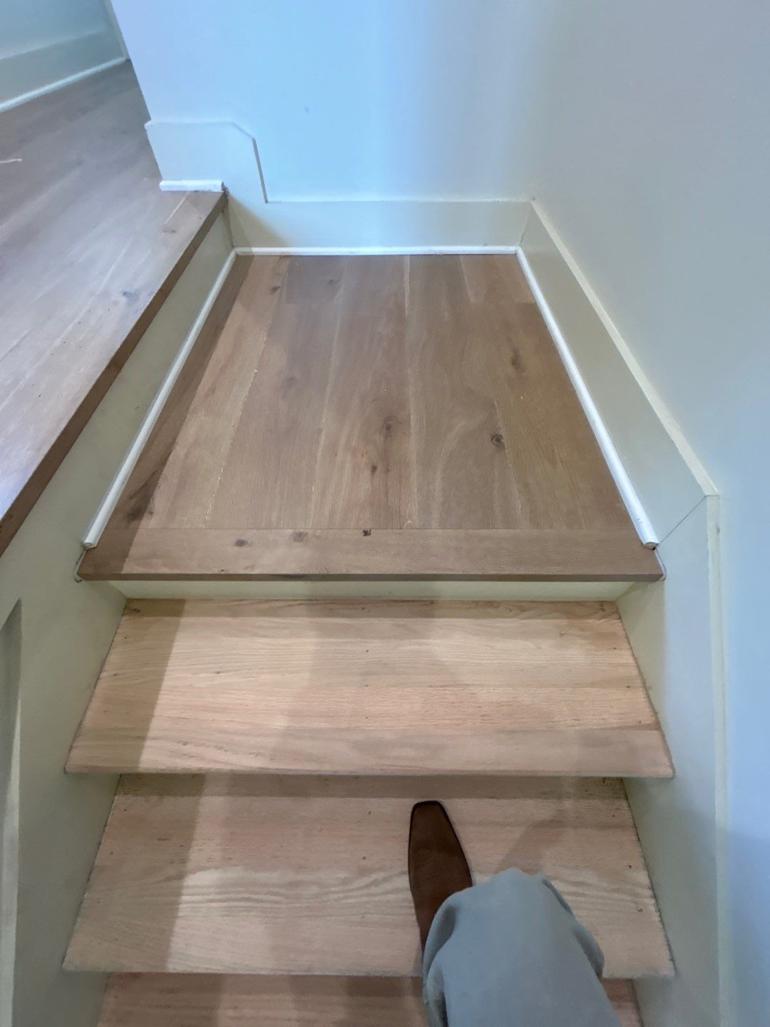 White Oak Hardwood and Checkerboard Tile Installation by Footprints Floors of Nashville