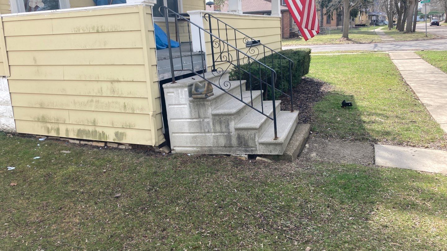 Exterior Siding and Window Replacement by Ivy Lea Construction