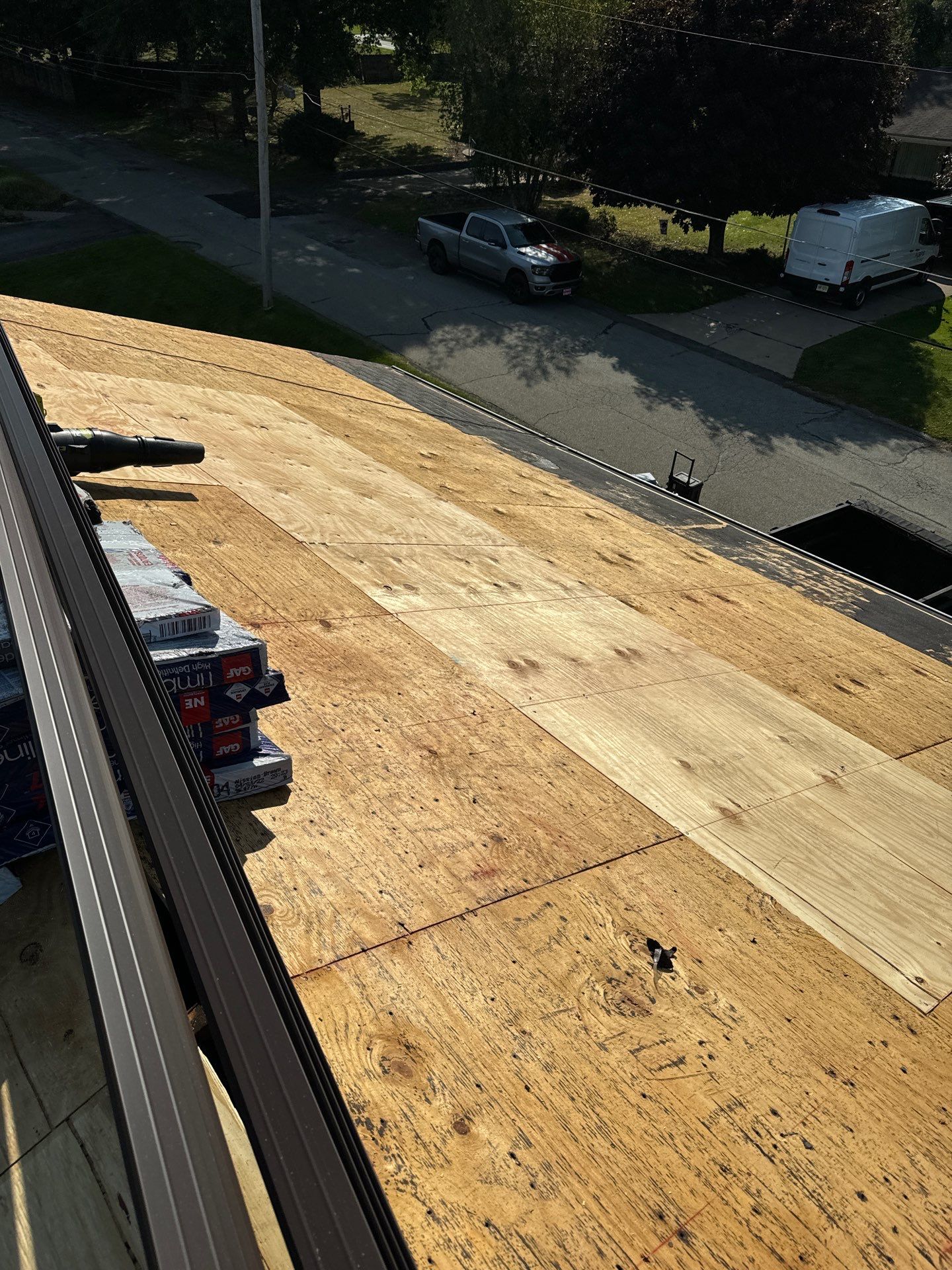 Residential Roofing Installation using GAF HDZ SHINGLES by La Bendicion Contruction Llc