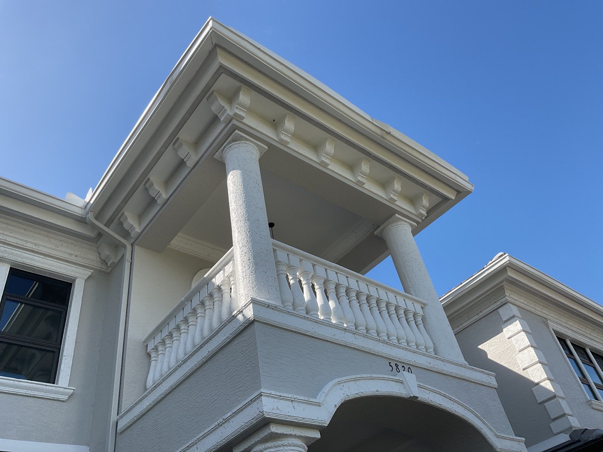 7-Inch Seamless Gutters for Heavy Rainfall in Cape Coral FL by Gutter Professors