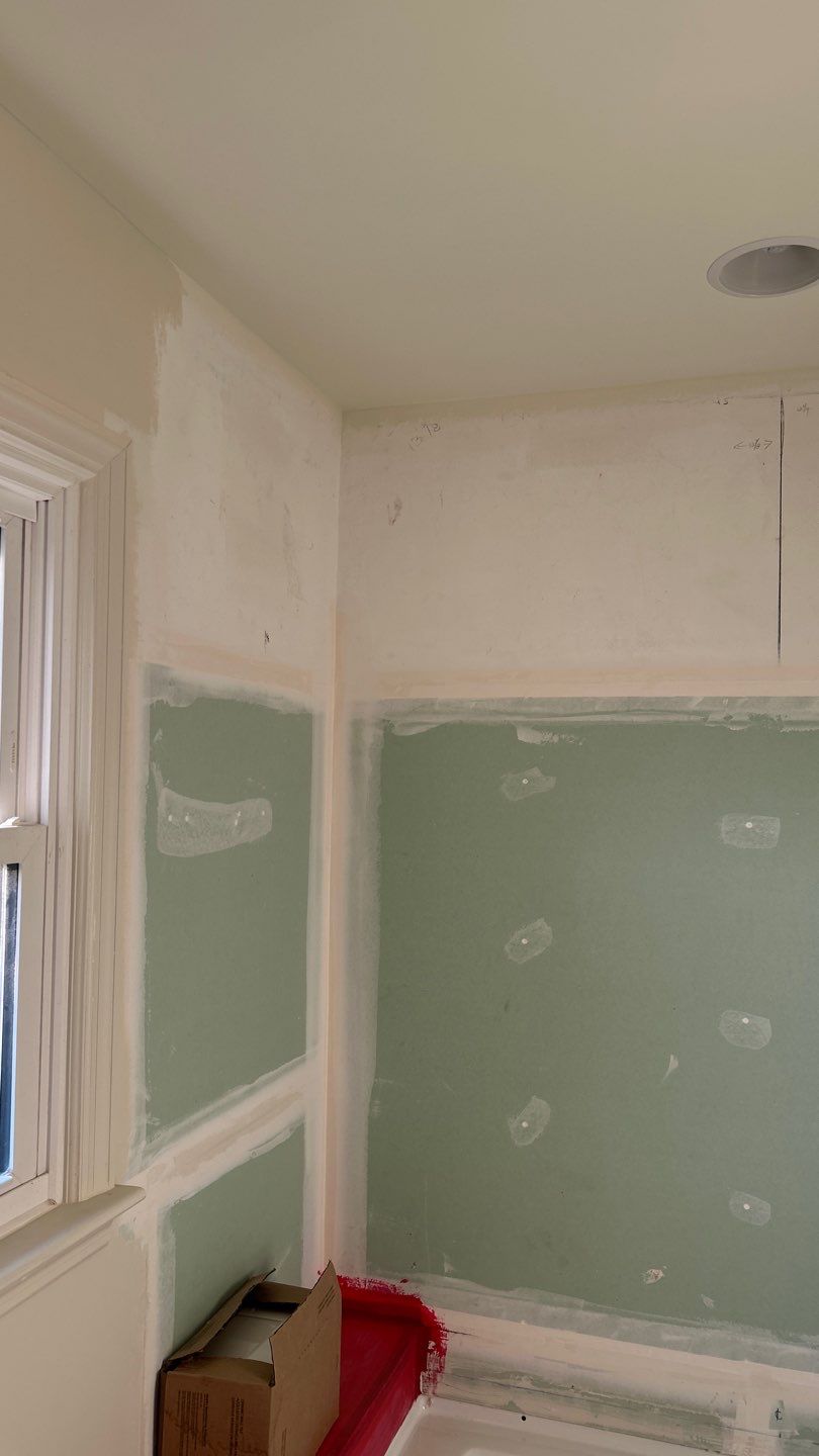 New Tub Surround  by Footprints Floors of Nashville