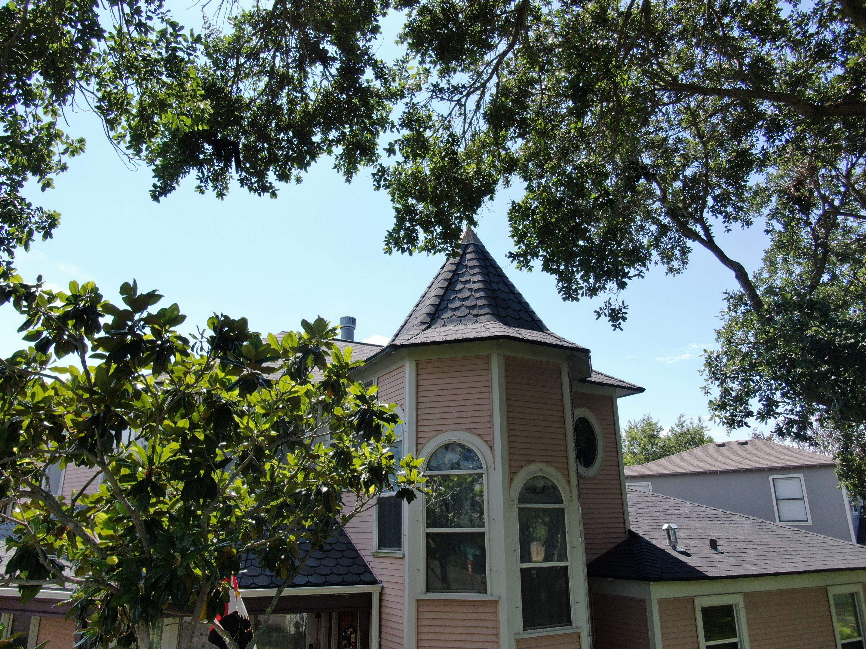 Victorian show stopper by Bayfront Roofing and Construction