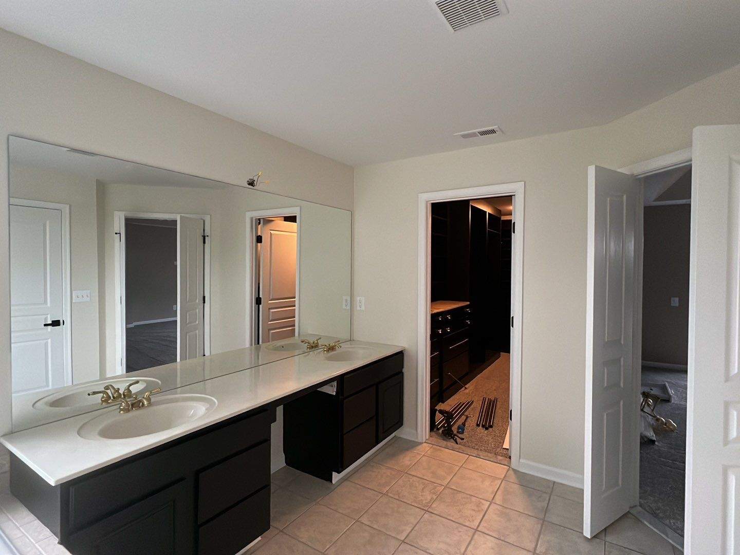 Interior Painting Projects by GLSpainters