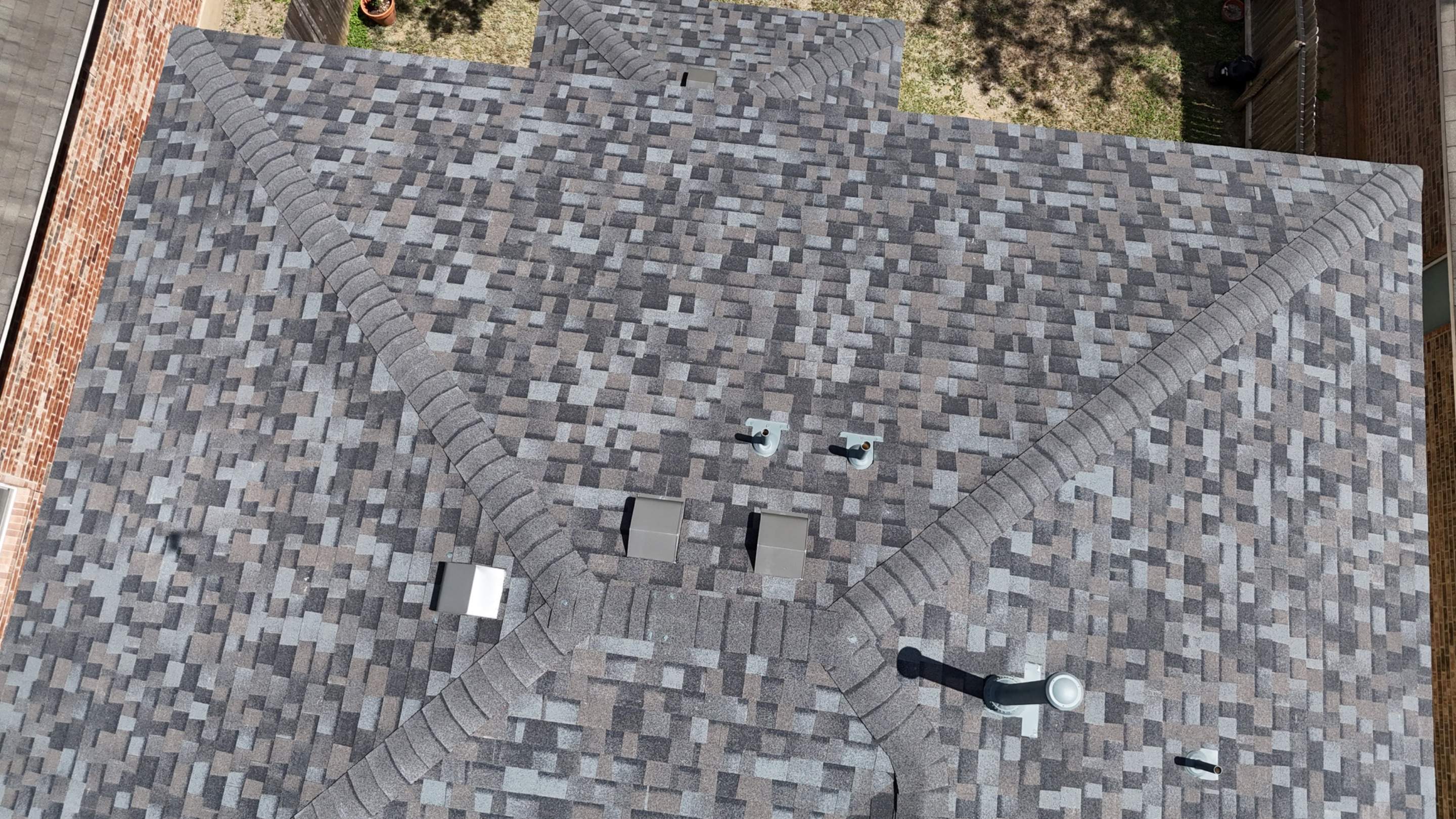 Williamsburg Gray - Owens Corning TruDefinition Duration by RoofsOnly.com