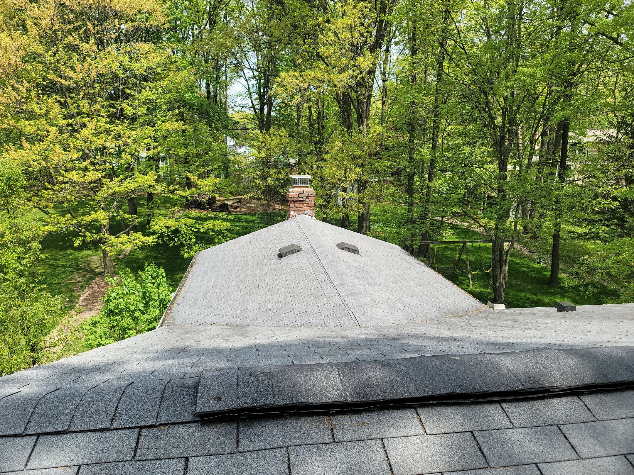 ATLAS PINNACLE COLOR: COASTAL GRANITE by Eagle Eye Roofing