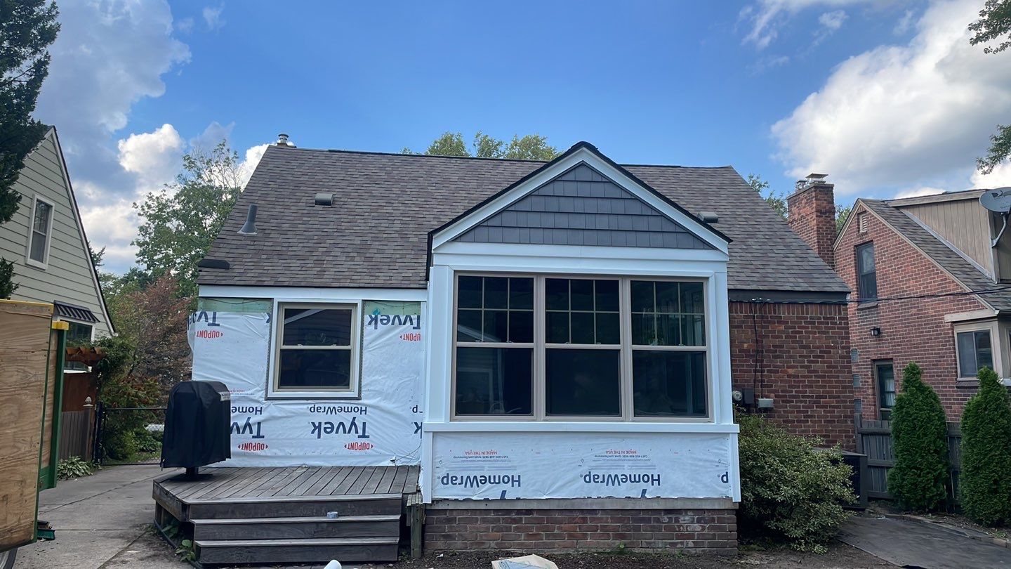 Siding Replacement using CertainTeed Restoration Classis D4 by 180 Contractors