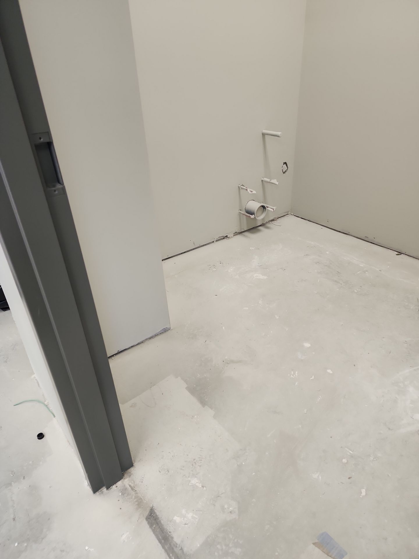 Pepsi Warehouse Concrete Polishing by Seamless Surfaces