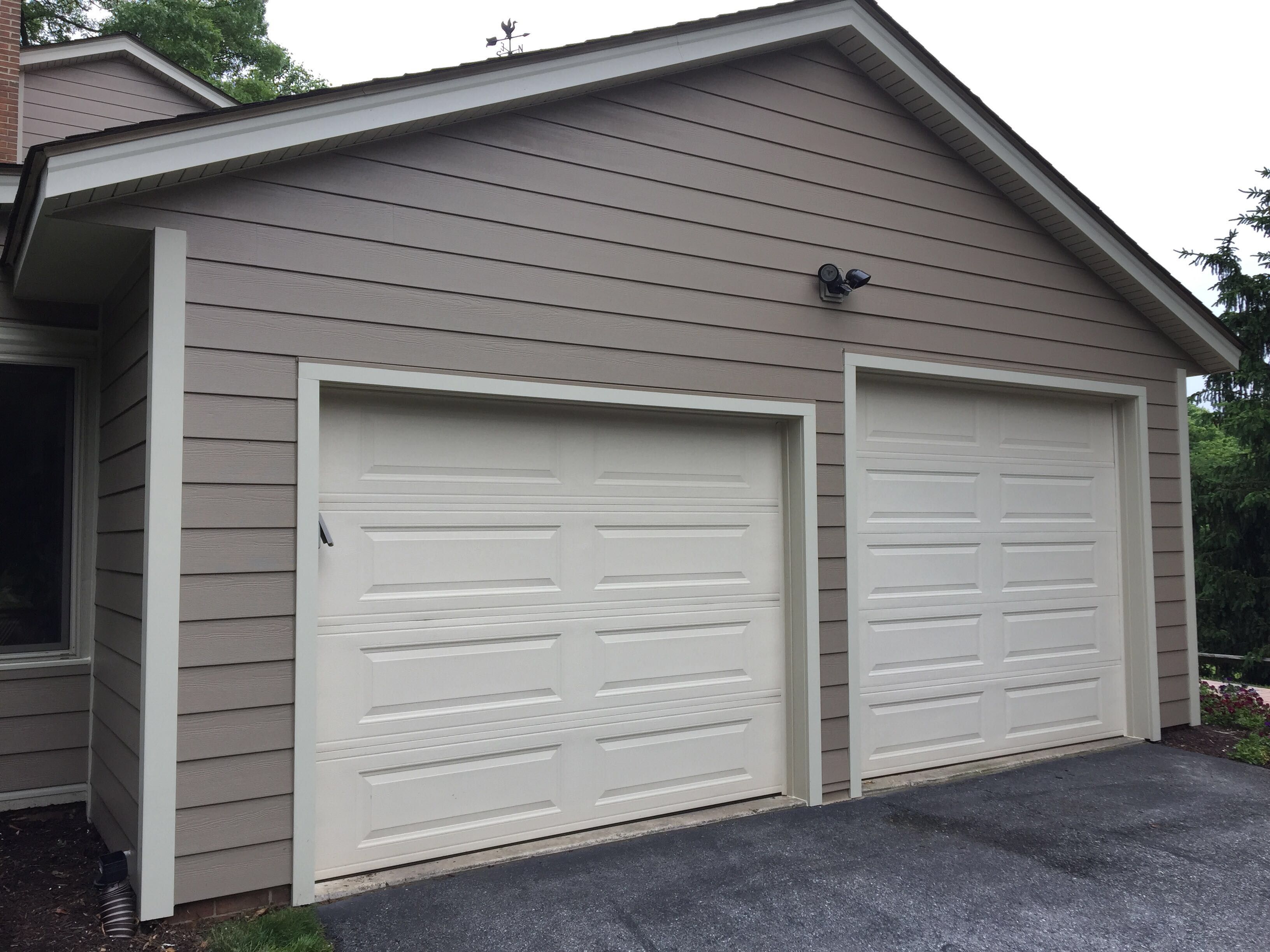 Siding and Roof Replacement by American Home Contractors