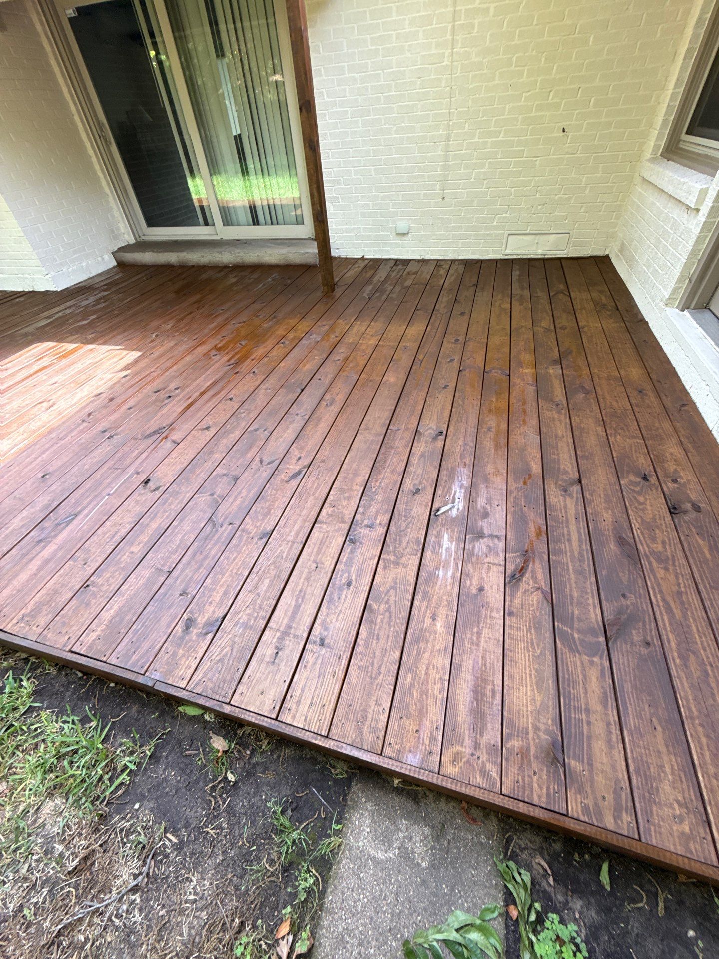 Deck Staining using Texas Wood Products by Nomad Painting