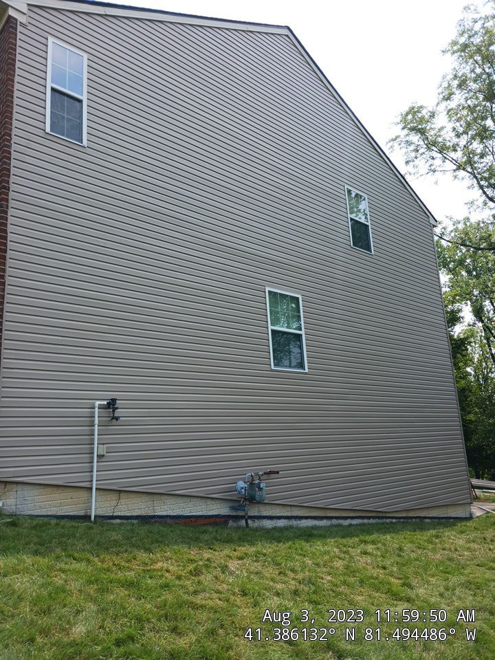Residential Roof Replacement using CertainTeed Grand Manor by Absolute Roofing and Construction