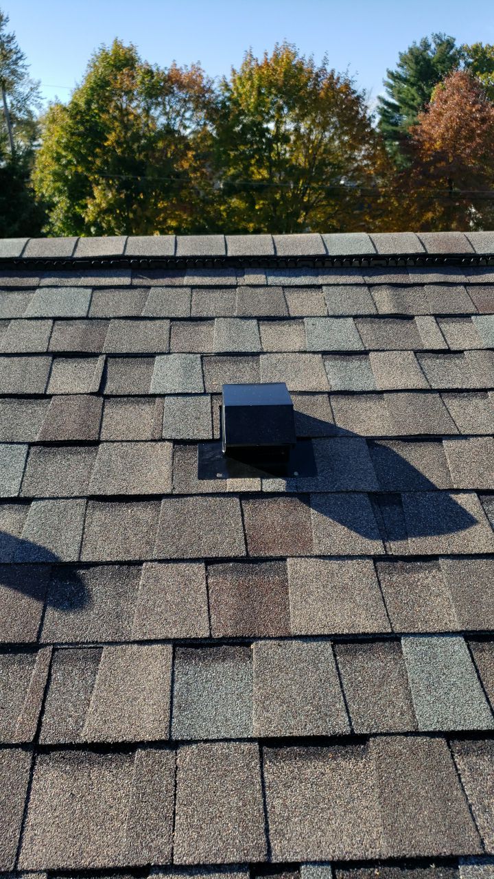 Brand: Atlas Pinnacle Color: Pristine Scotchgard Majestic Shake Drip: White by Eagle Eye Roofing