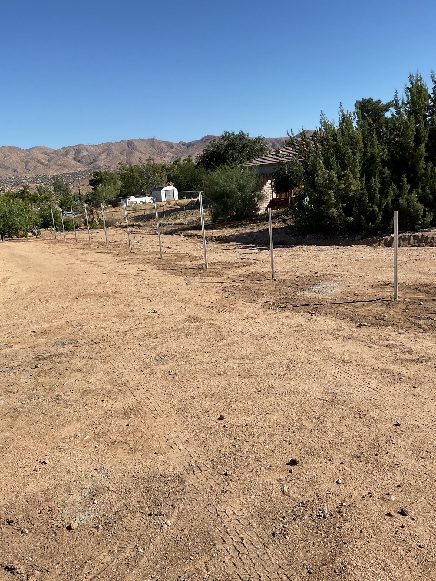 Fence Installation using chain -link by Fence Guys Inc.