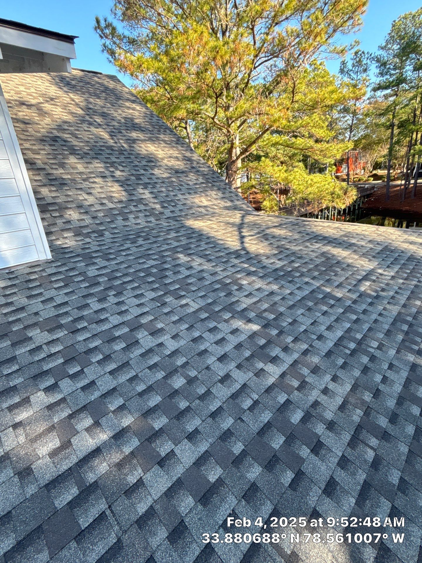 GAF HDZ - Weathered Wood by Linta Roofing Inc