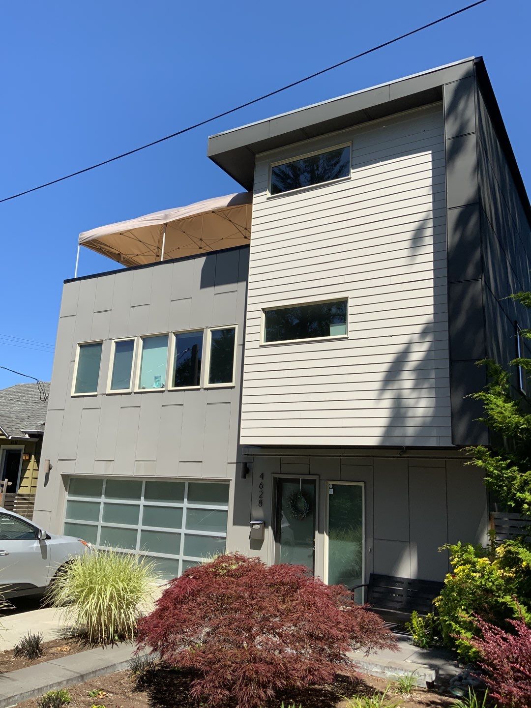 North Admiral Rooftop by Alki deck builders 