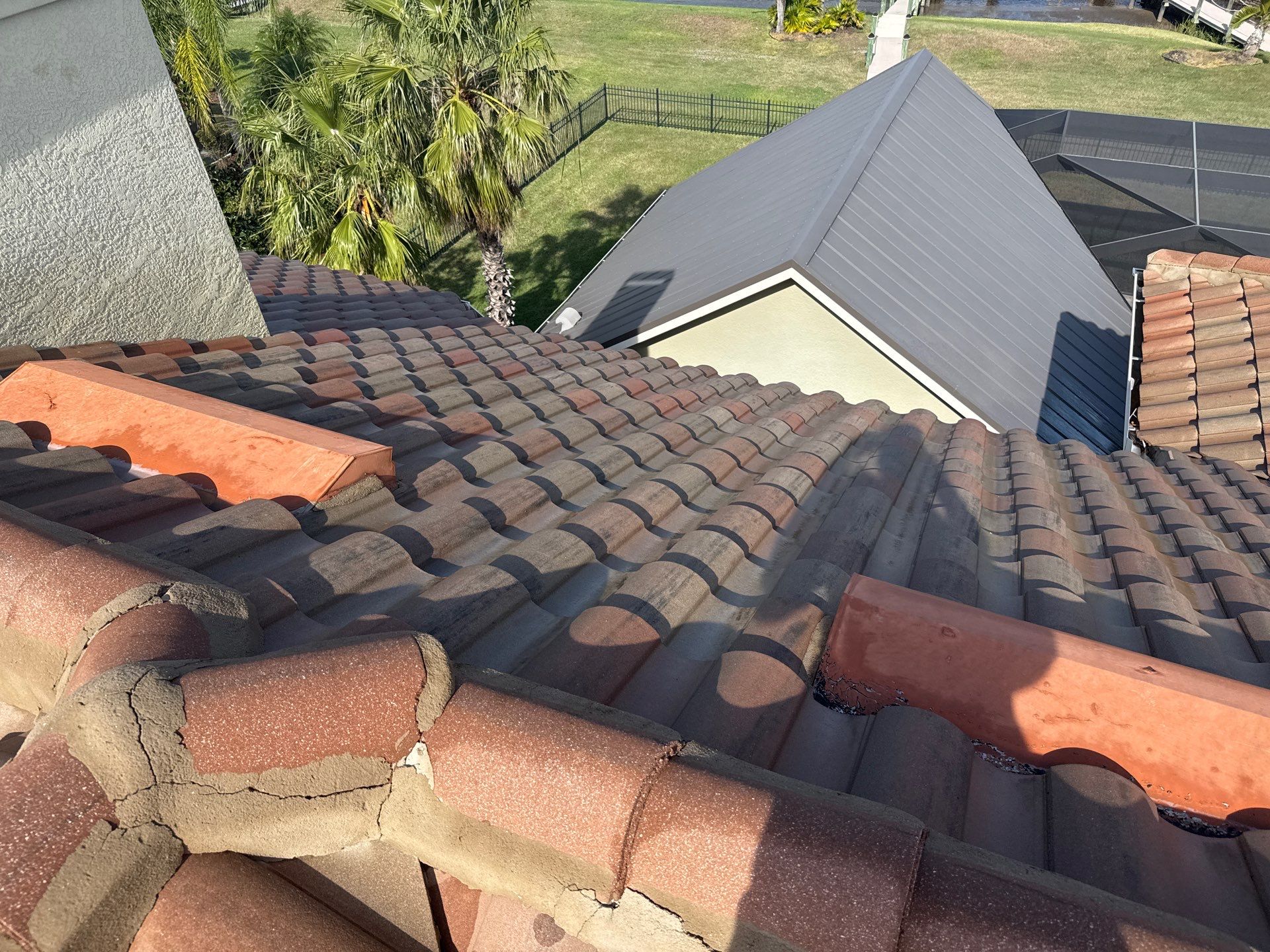 Roof Cleaning & Pool Deck Cleaning! Winding River, Bradenton, FL by Sunshine AquaWash