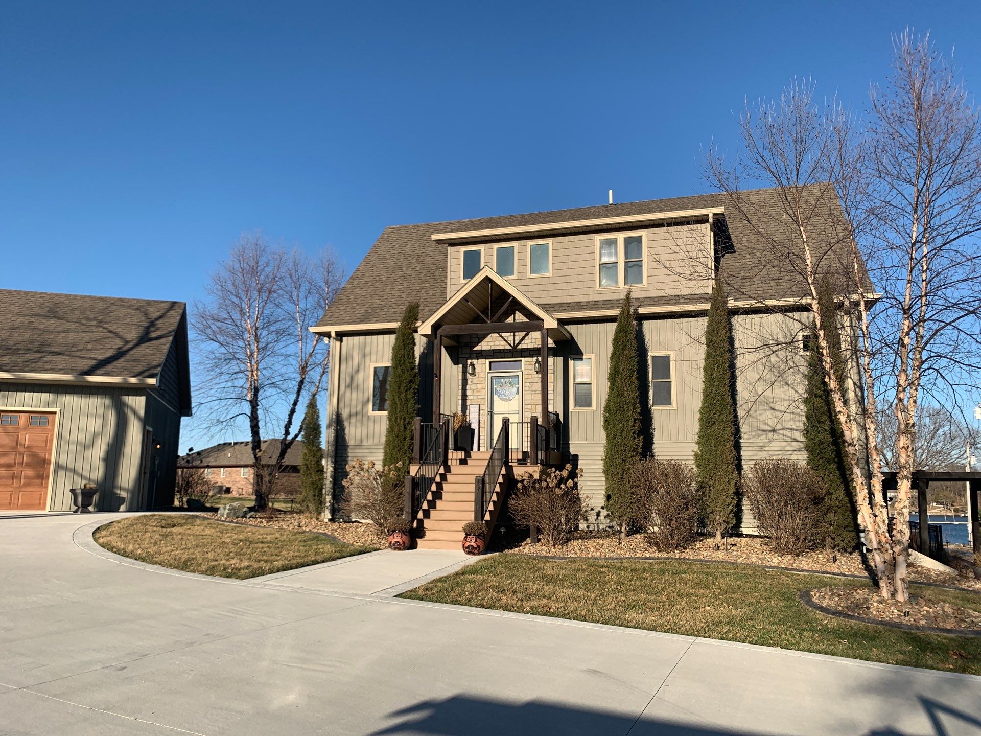 Lake Life = No Maintenance  !! by EEC  Windows, Siding & Roofing 