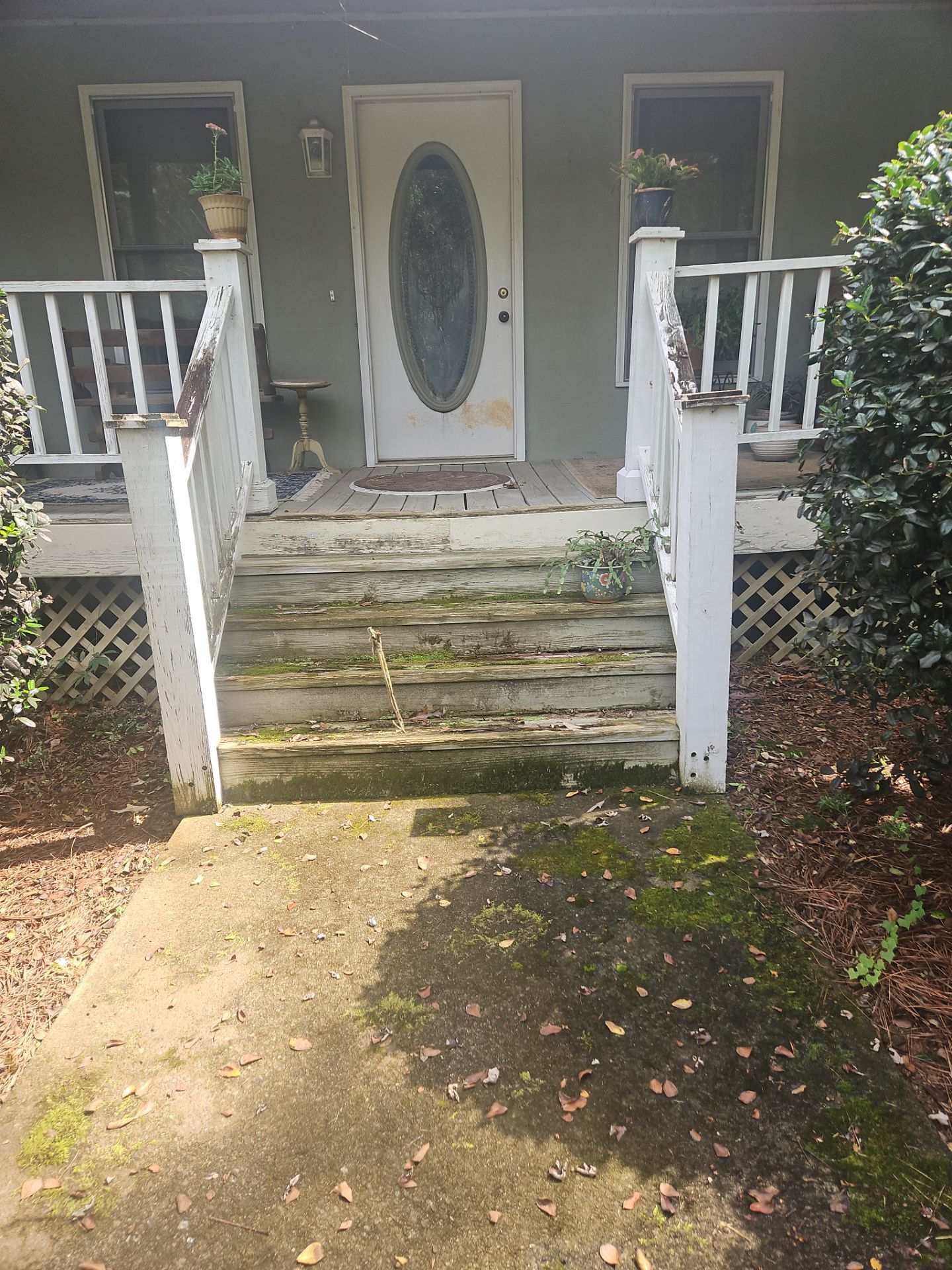 Deck Installation using Deckorators Summit Series Decking by Nelson Exteriors 