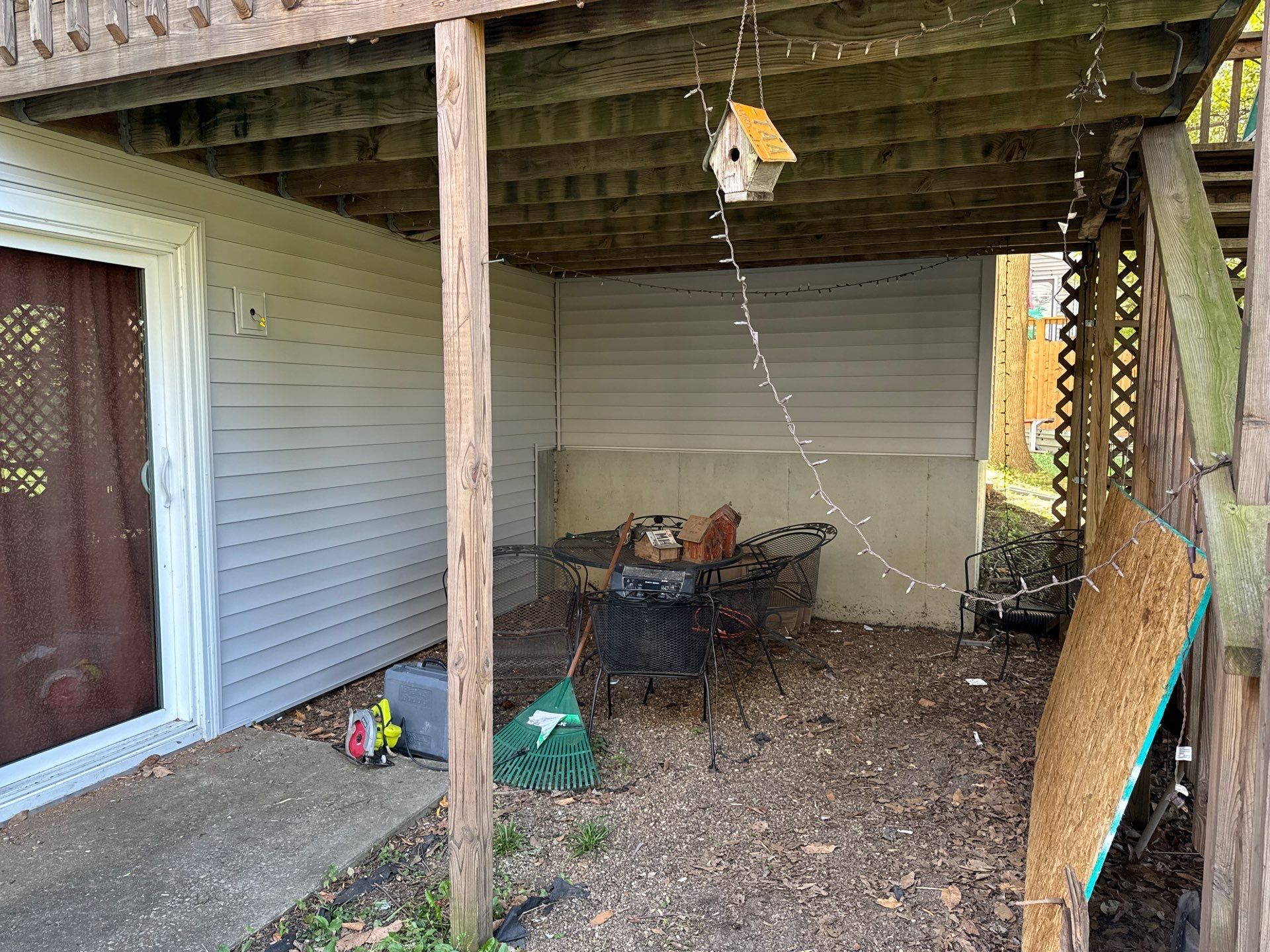 House needed this upgrade by EEC  Windows, Siding & Roofing 
