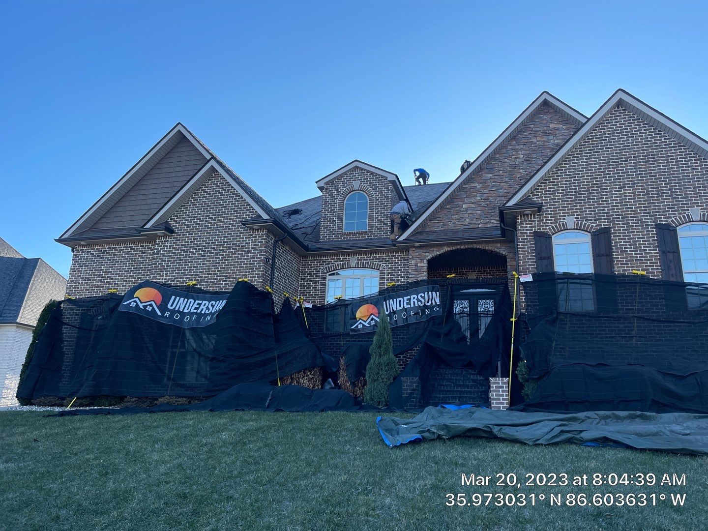Roof replacement paid for by USAA - Duration shingles in Teak by Undersun Roofing 
