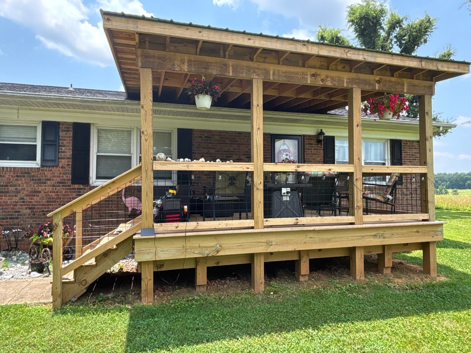 Wood Deck using Wood Sealant by DuraSeal