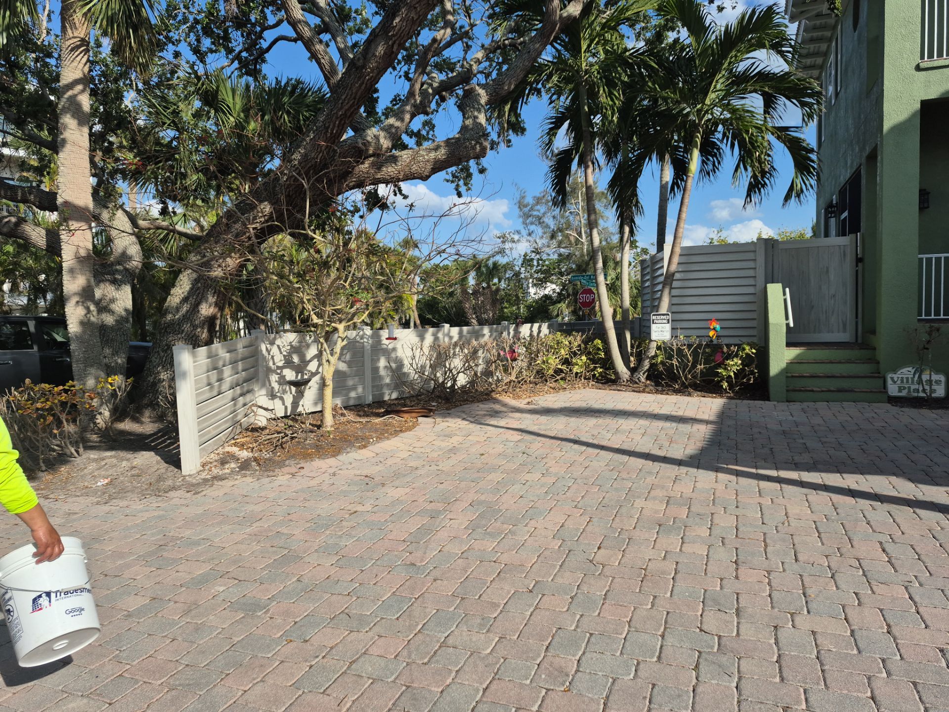 363 tierra mar ln by H&Y Fence